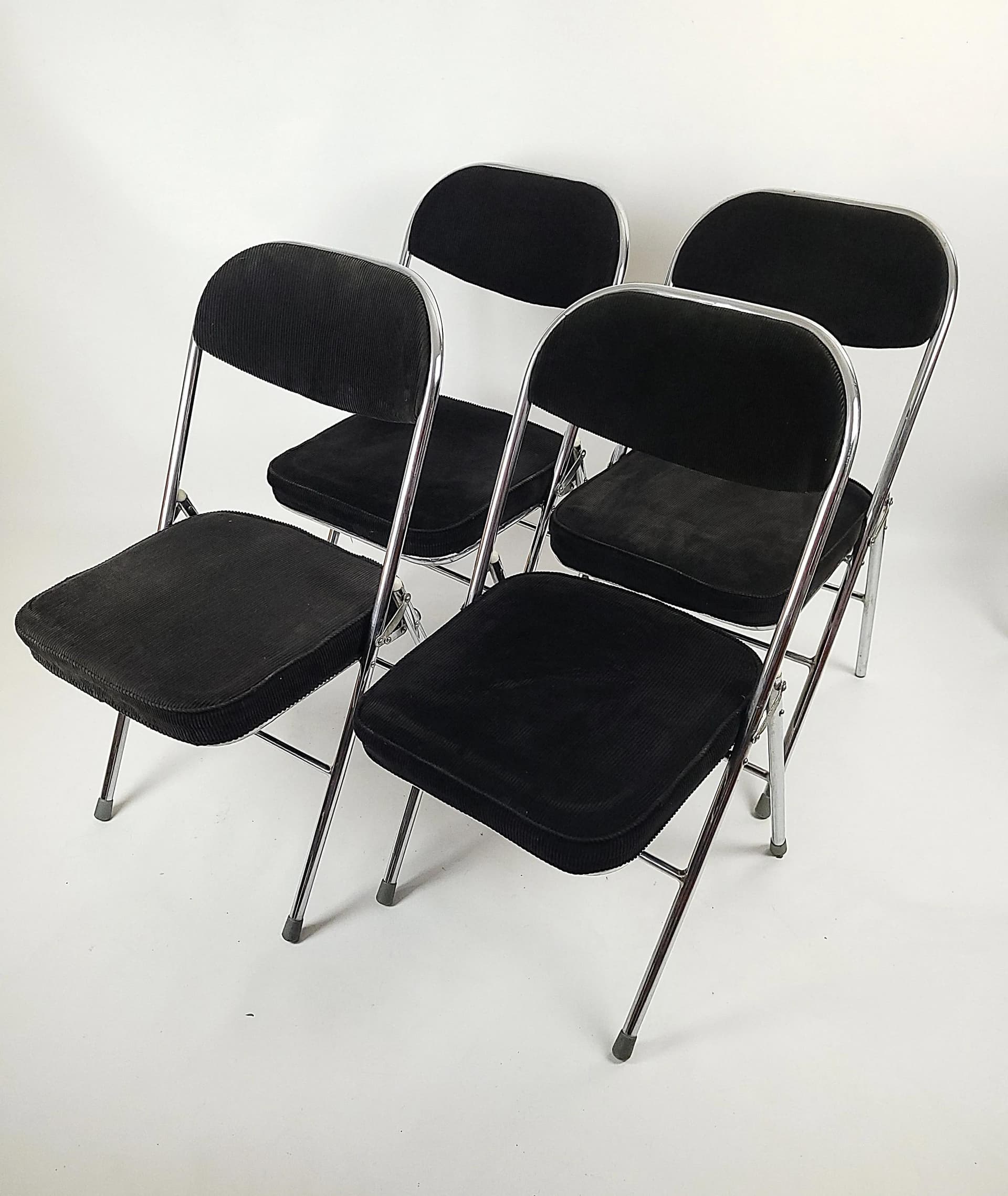 Komplet krzeseł składanych, sztruks czarny, stal chromowana, Polska, lata 70. - 86745
