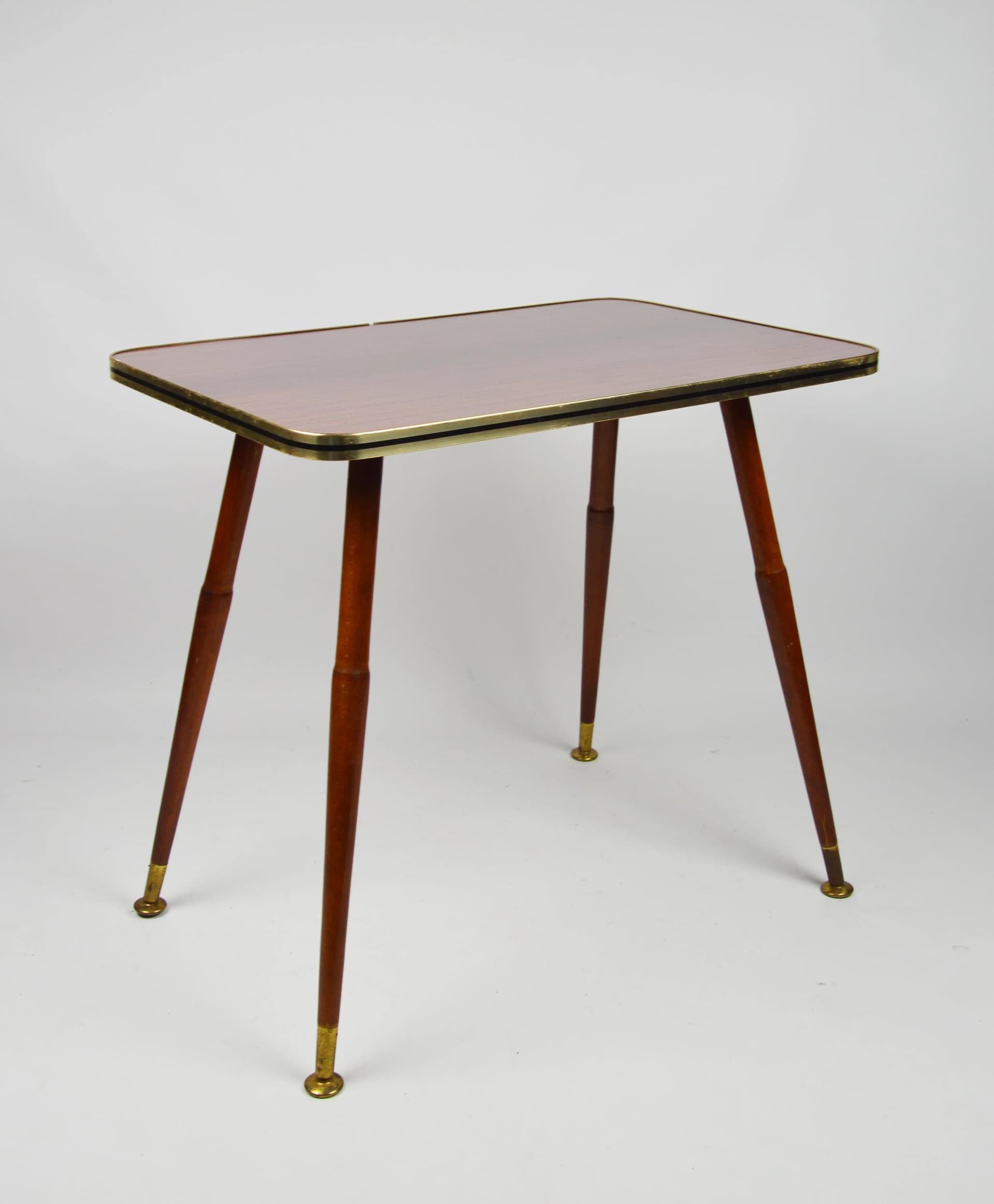 Stolik pomocniczy, drewno brązowy, metal złoty, Polska, lata 70. - 86737