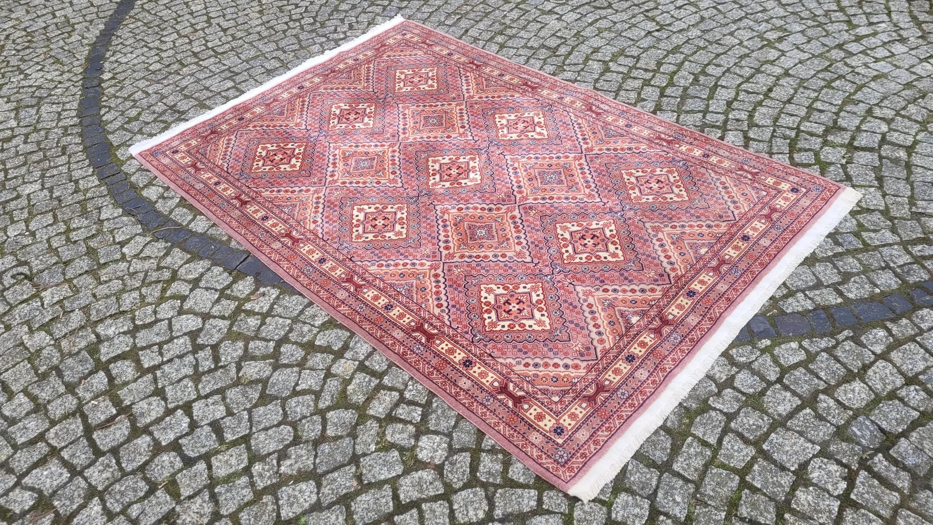 Dywan Ghom 190x123 cm, czerwony, wełna, Pakistan - 89026