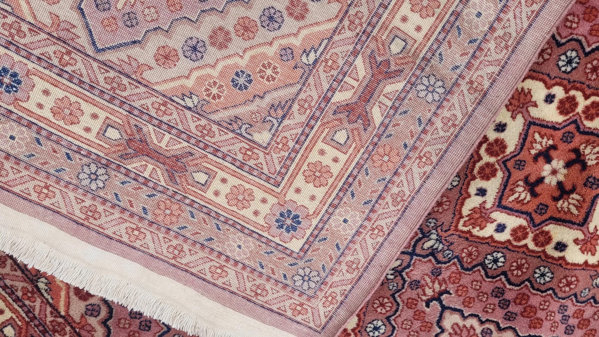 Dywan Ghom 190x123 cm, czerwony, wełna, Pakistan - 89029