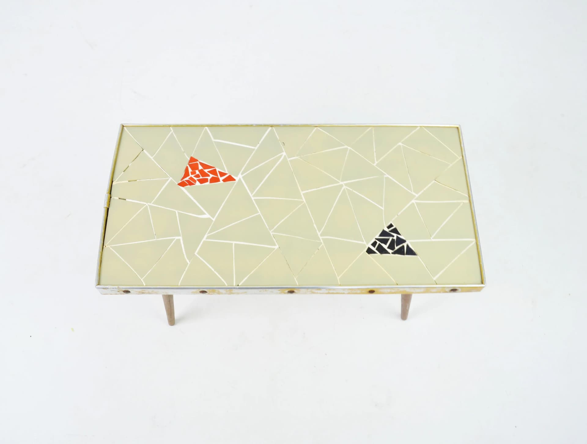 Plant stand table, white ceramic, wood, Poland, 1970s. - 86699