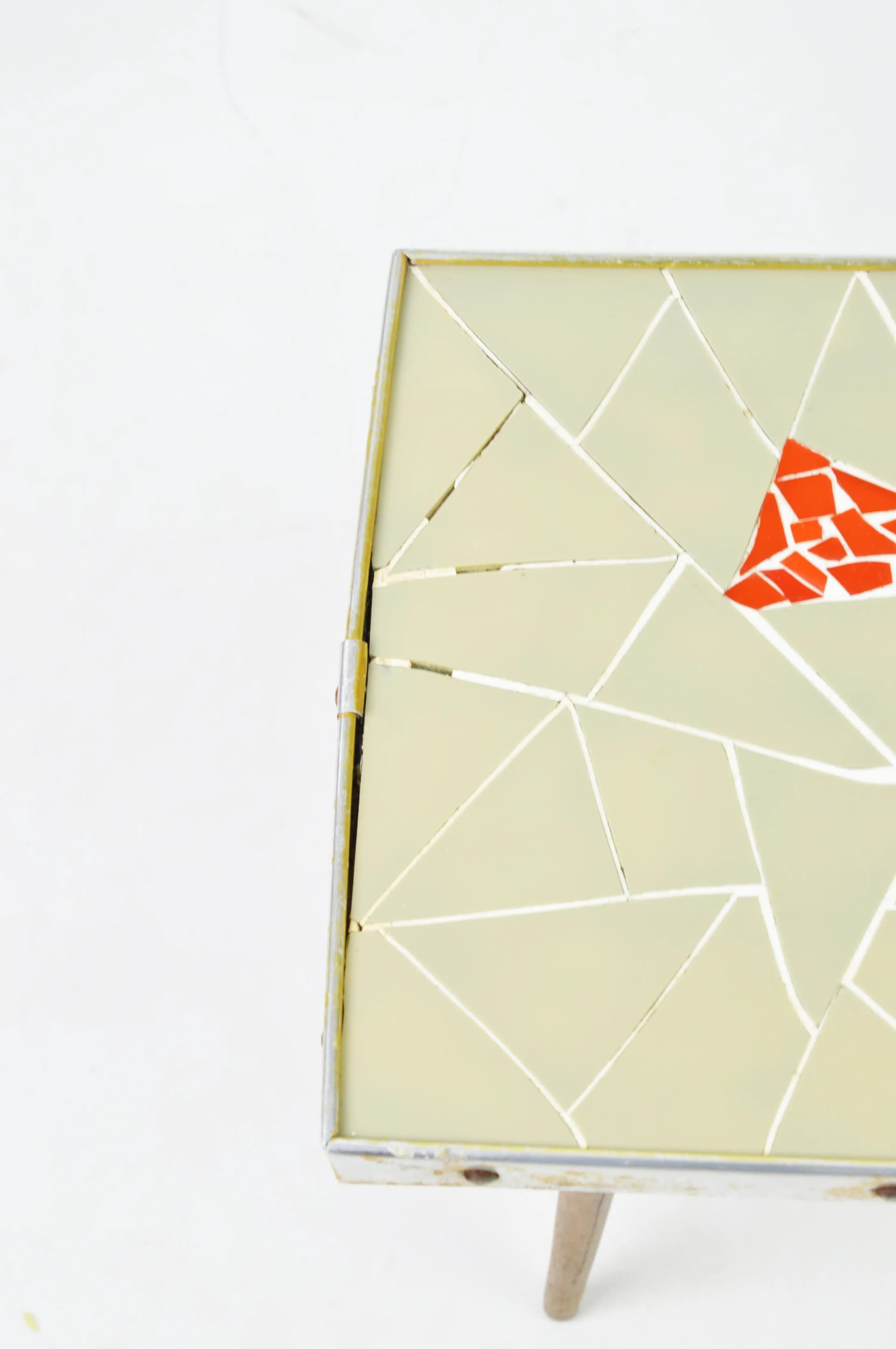 Plant stand table, white ceramic, wood, Poland, 1970s. - 86696