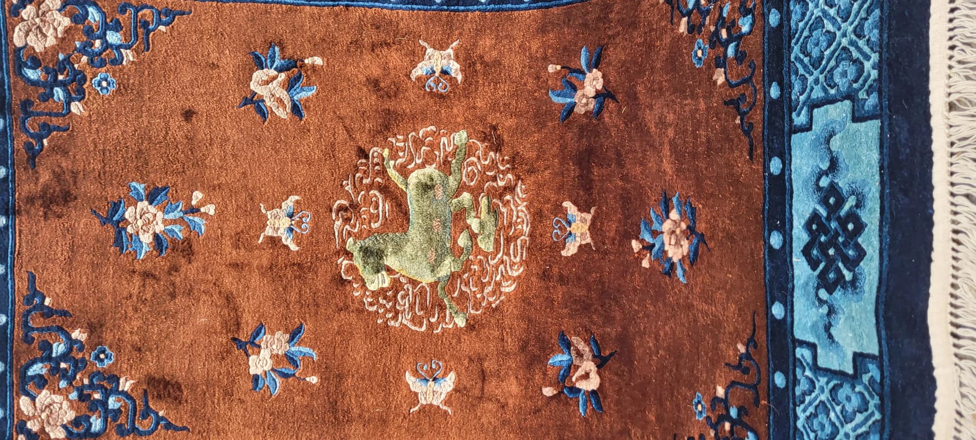 Oriental rug, brown silk, China, 1980s, 125x200 cm - 88973