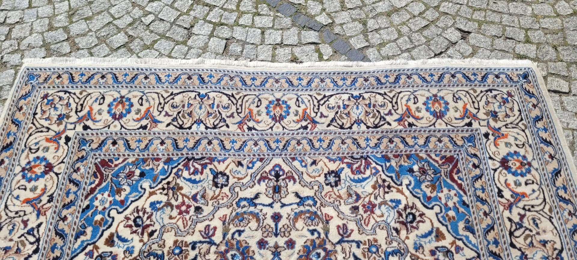 Rug Nain 200x250 cm, beige, wool with silk, Iran - 88959