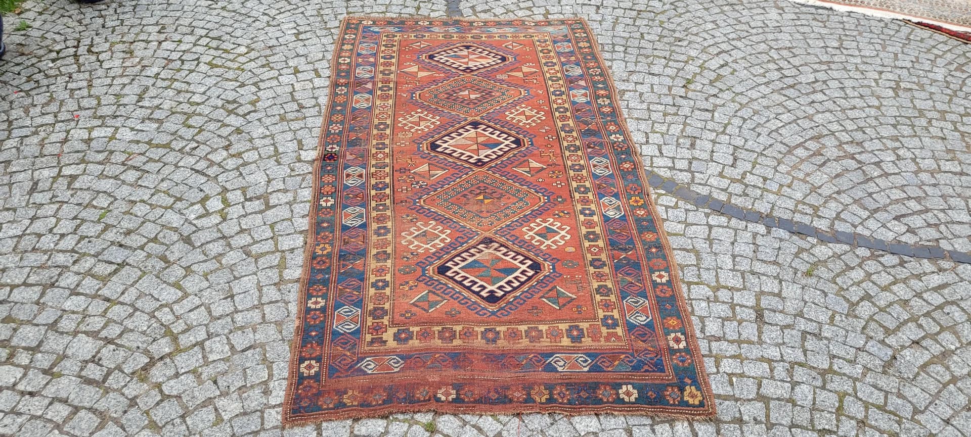 Dywan Kazak, 122x232 cm, czerwony, wełna, Azerbejdżan, XIX w. - 88754