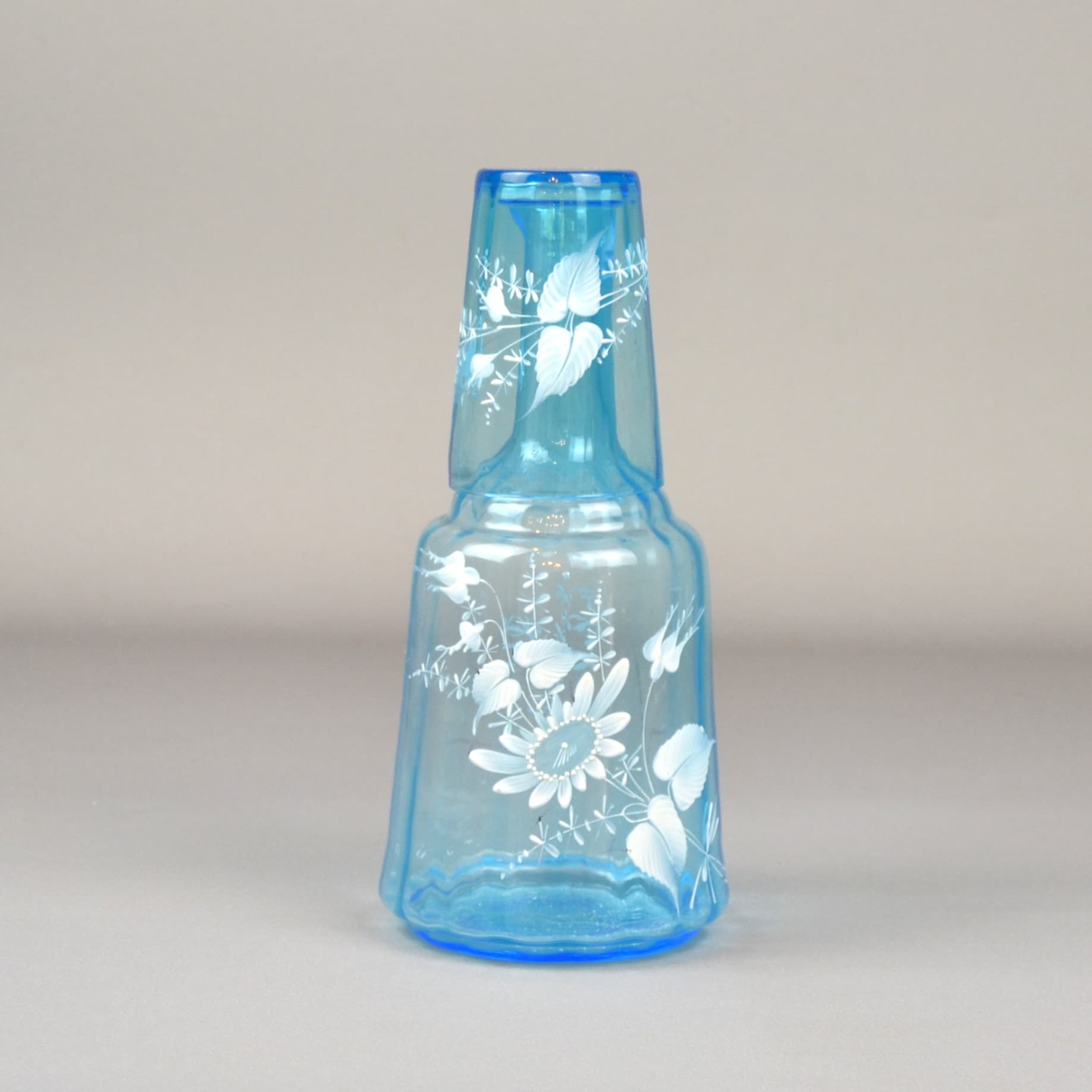 Karafka do wody ze szklanką Mary Gregory, niebieski, szkło, Czechy, XIX w. - 609