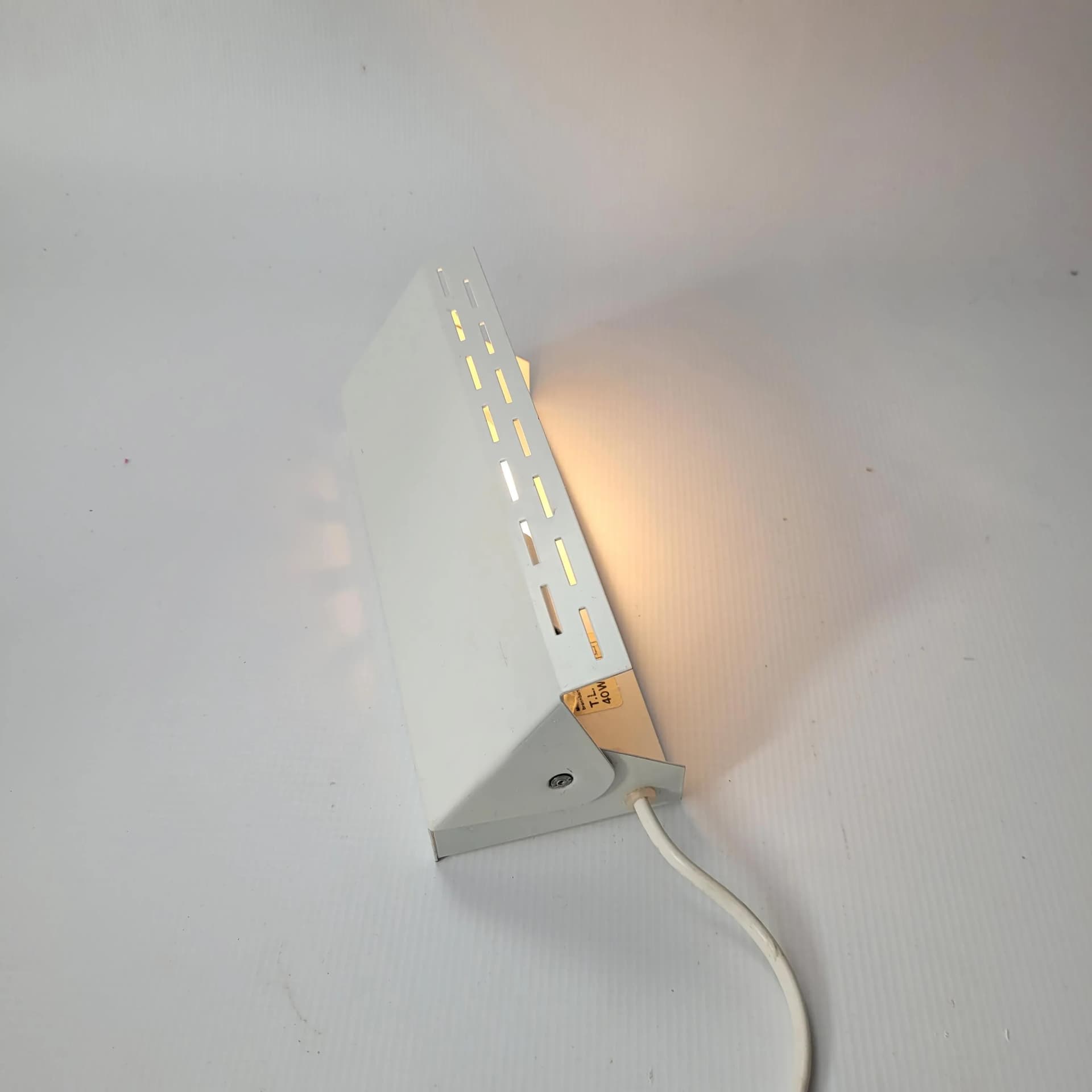 Kinkiet, biały, metal, Szwecja, lata 70. - 86218