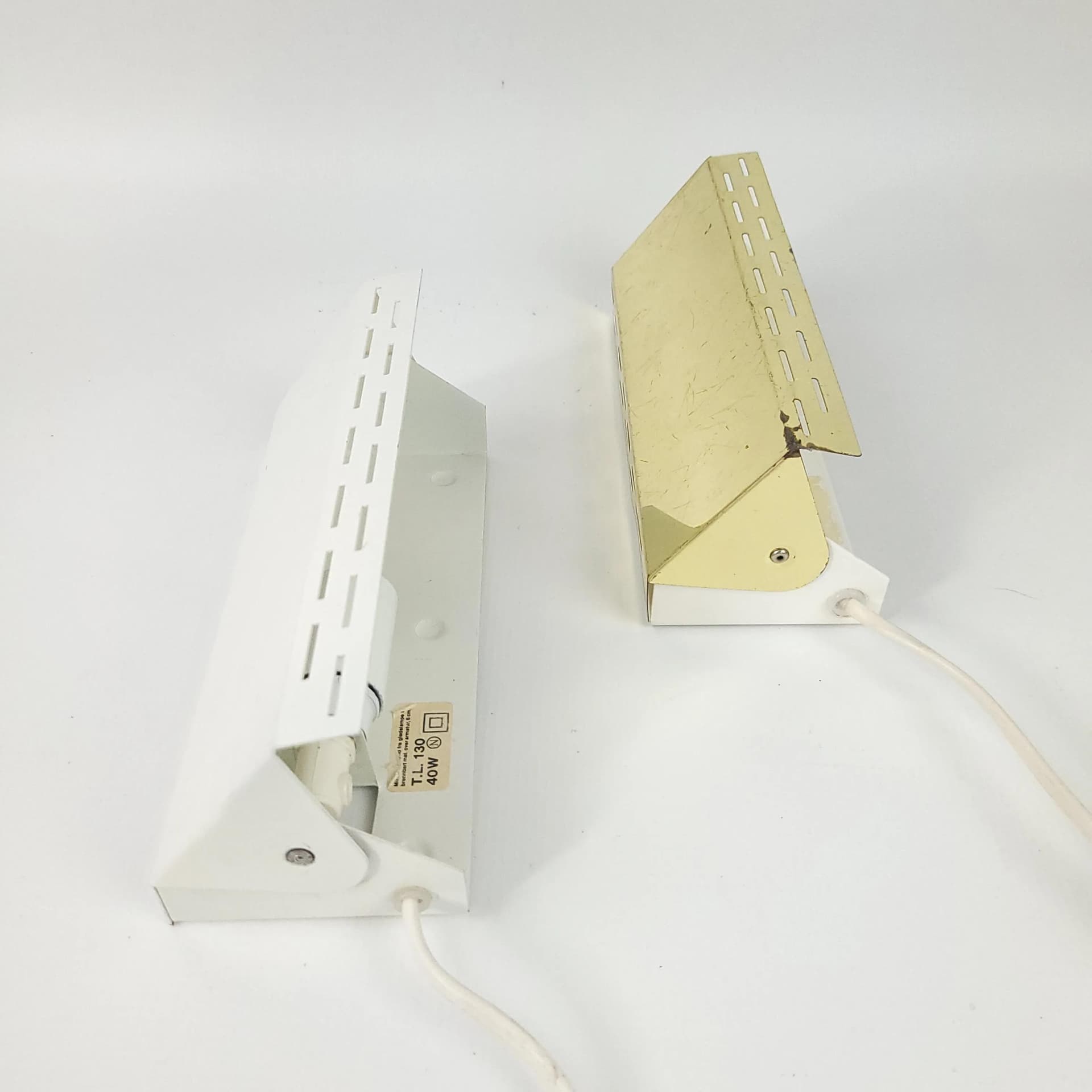 Kinkiet, biały, metal, Szwecja, lata 70. - 86212