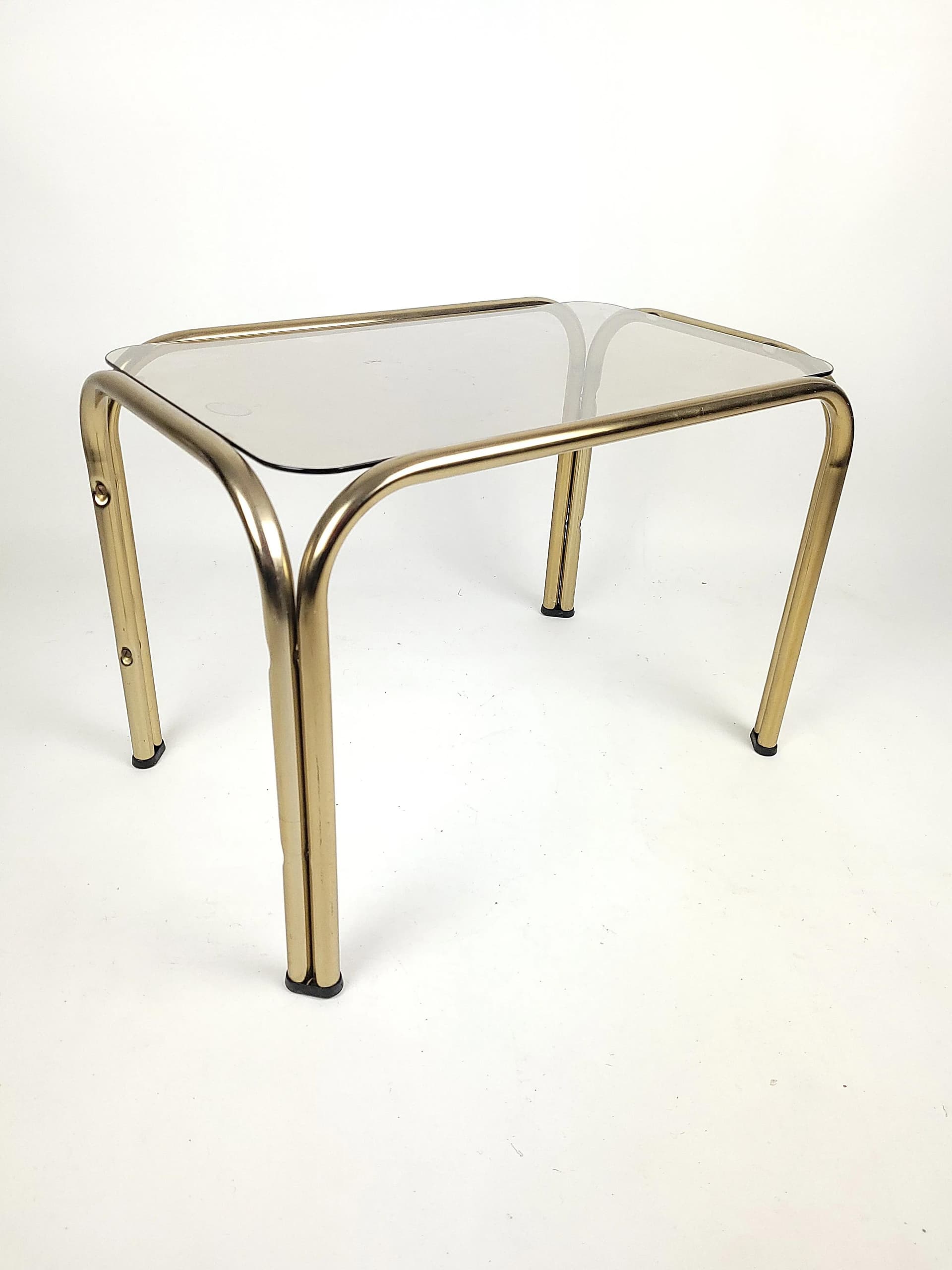 Stolik pomocniczy, szkło dymione, metal złoty, Holandia, lata 80. - 86047