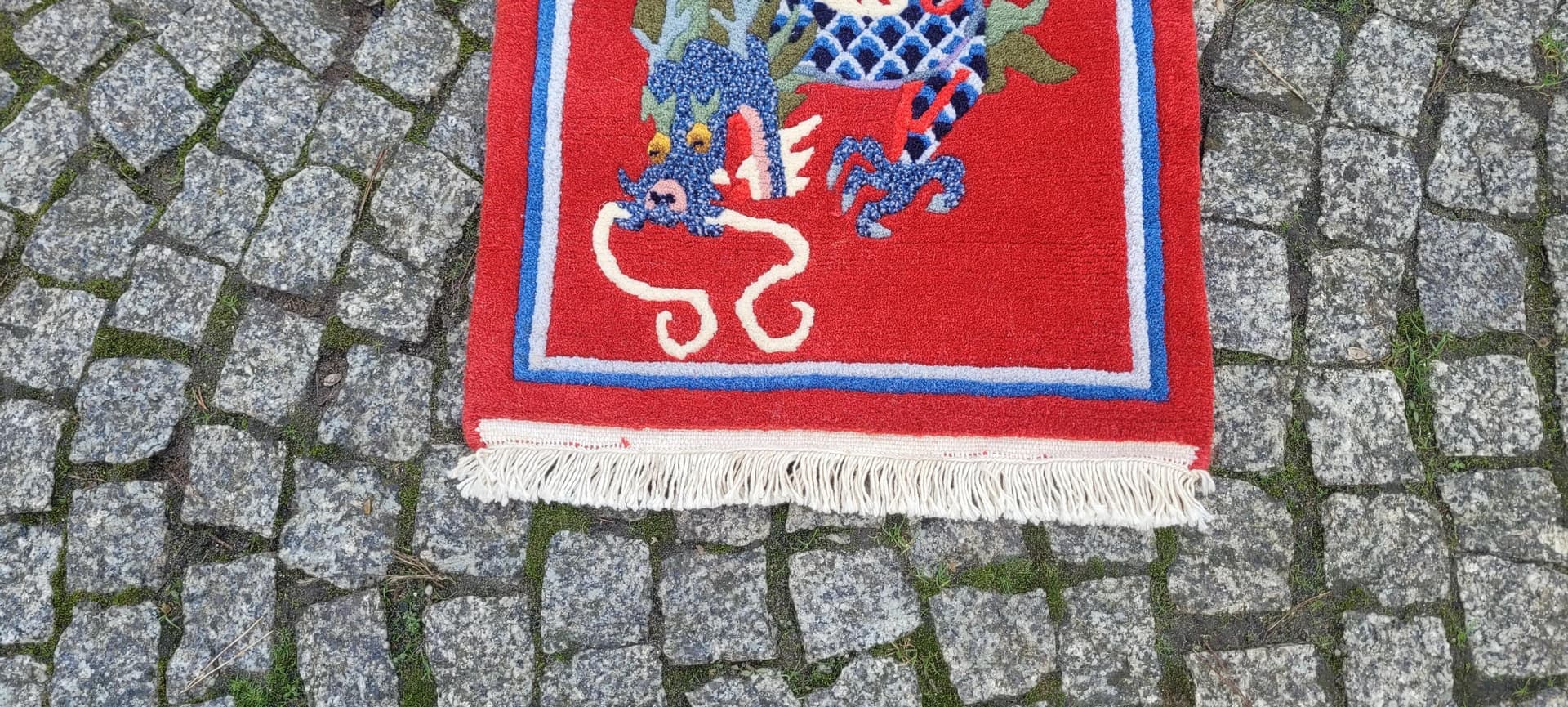 Dywan art déco, motyw smoka, multikolor, wełna, Chiny, początek XX w., 48x102 cm - 88419