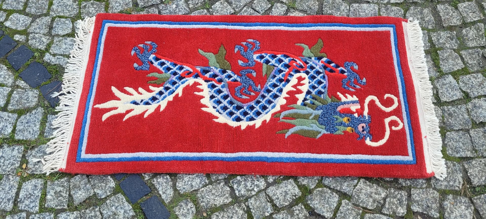 Dywan art déco, motyw smoka, multikolor, wełna, Chiny, początek XX w., 48x102 cm - 88420