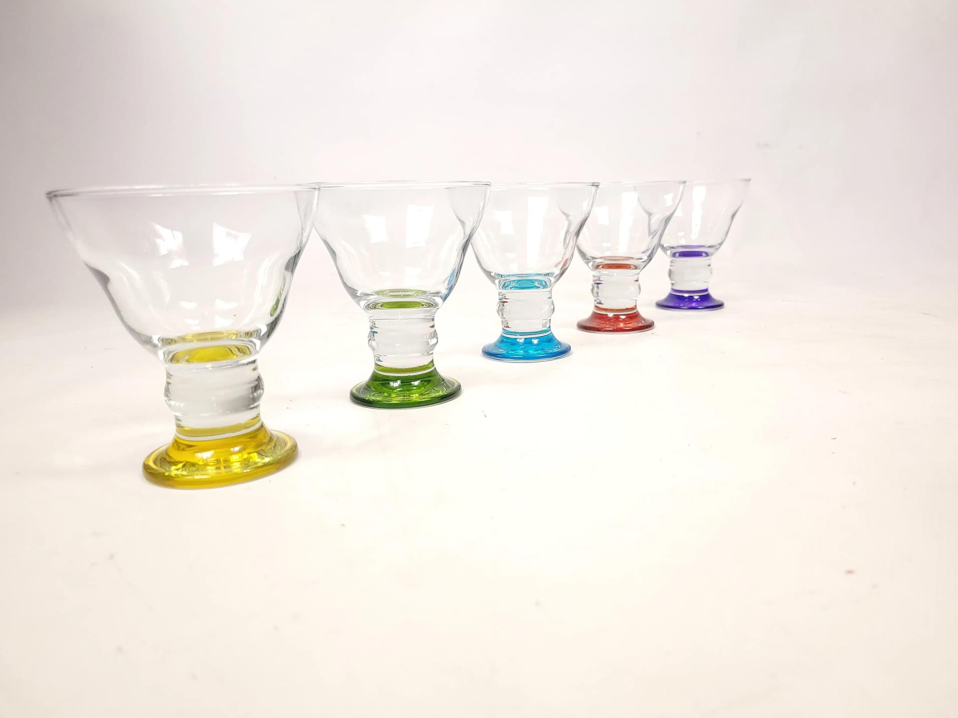 Zestaw kieliszków multikolor, szkło, Polska, lata 90. - 85751