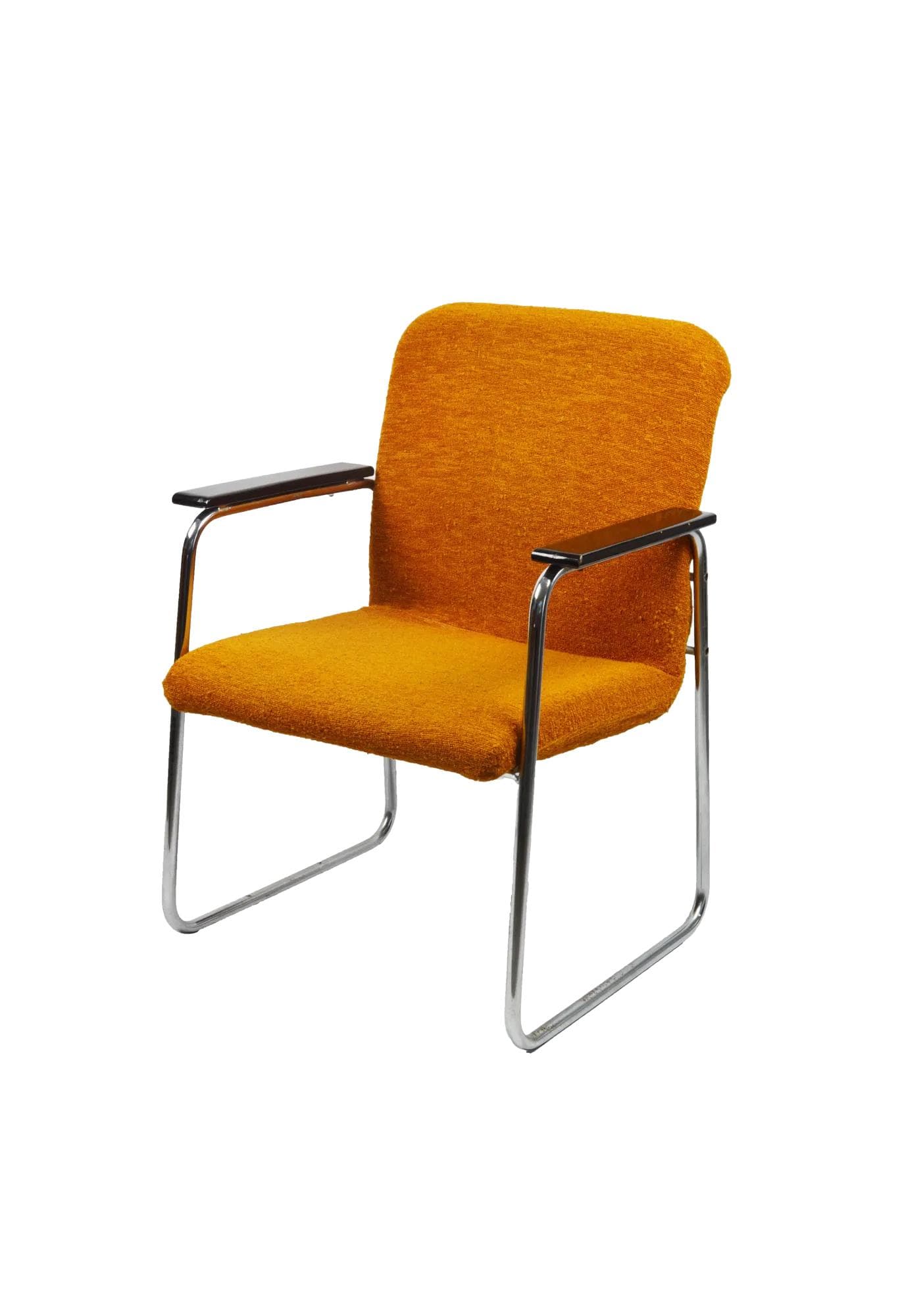 Fotel, pomarańczowy, tkanina, stal chromowana, drewno, Polska, lata 70.