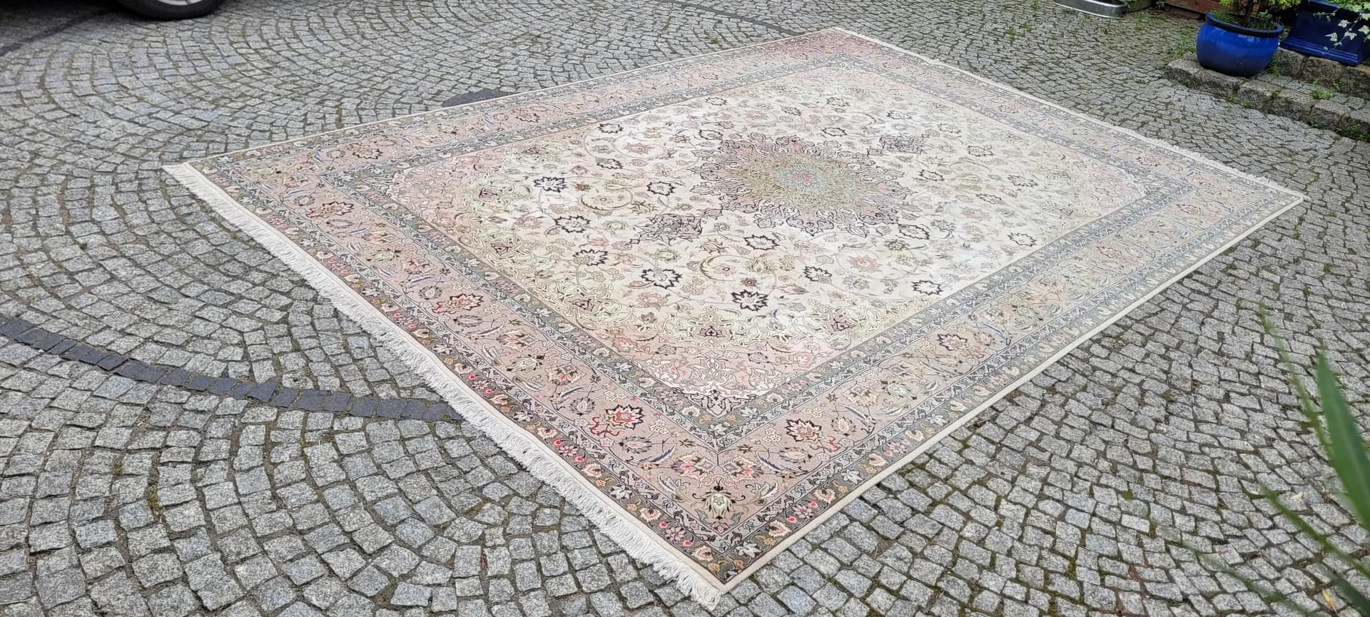 Dywan Tabriz Raj 250x370 cm, beżowy, wełna i jedwab, Iran, początek XX w. - 88361