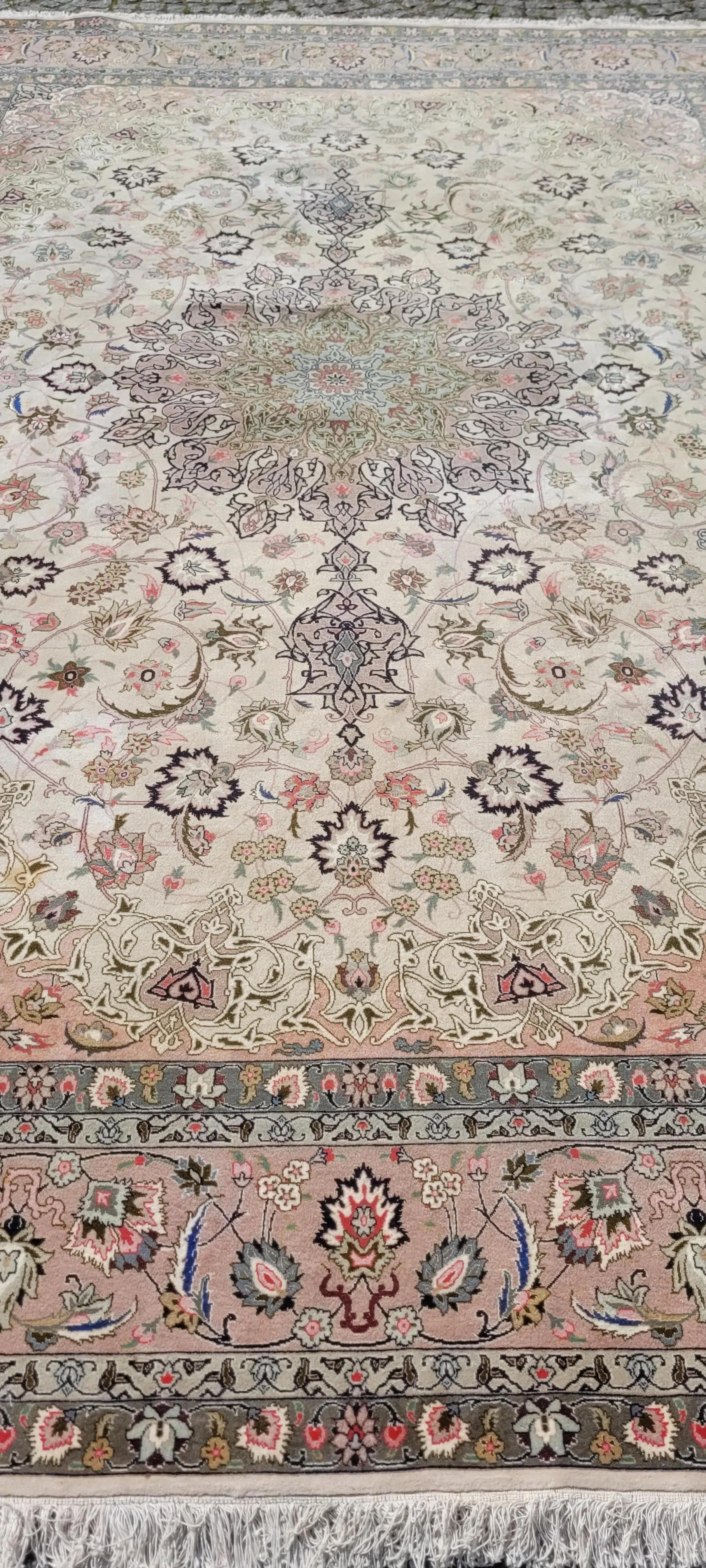 Dywan Tabriz Raj 250x370 cm, beżowy, wełna i jedwab, Iran, początek XX w. - 88362