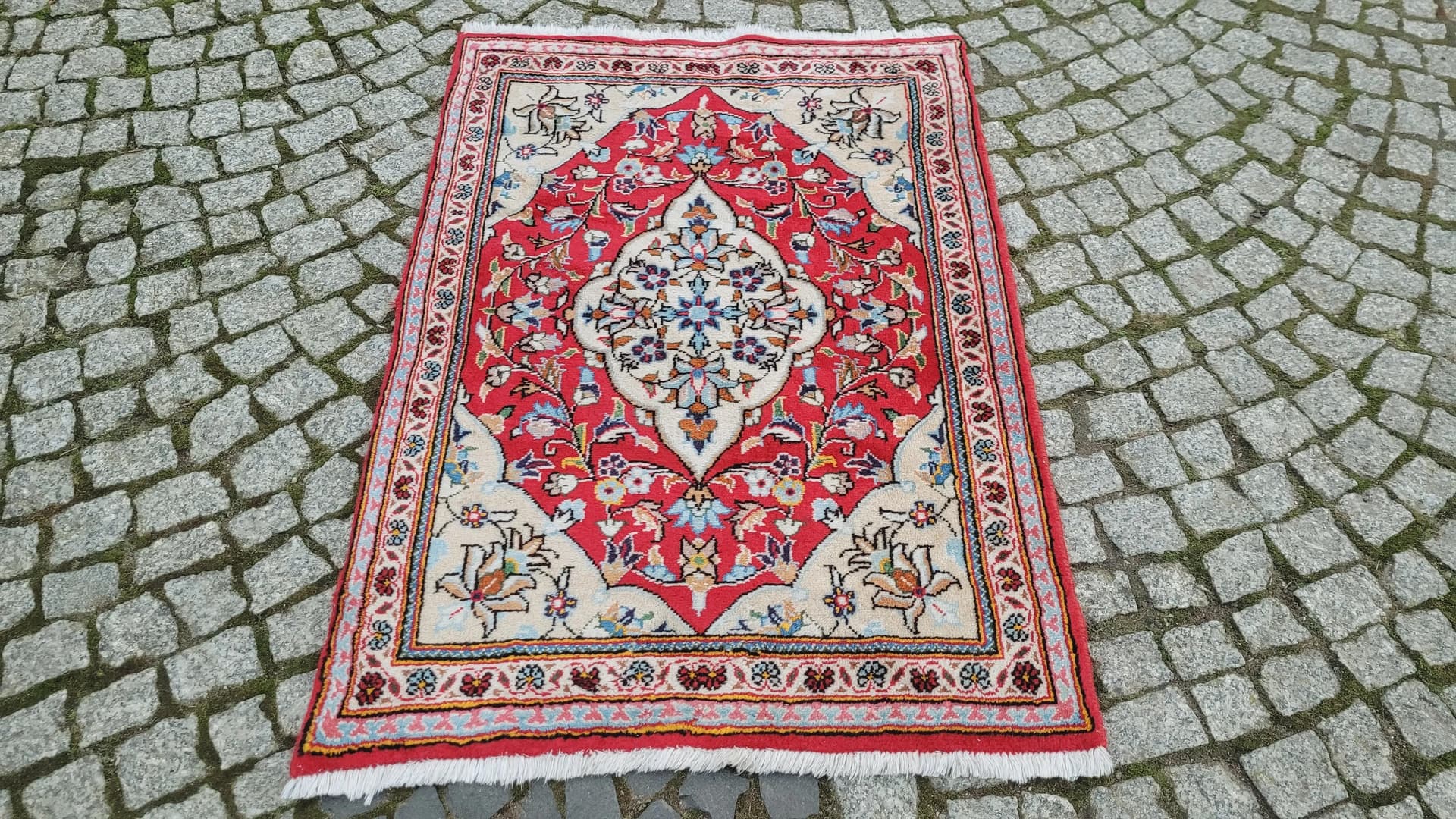 Dywan Keshan 73x105 cm, czerwony, wełna, Iran - 88285