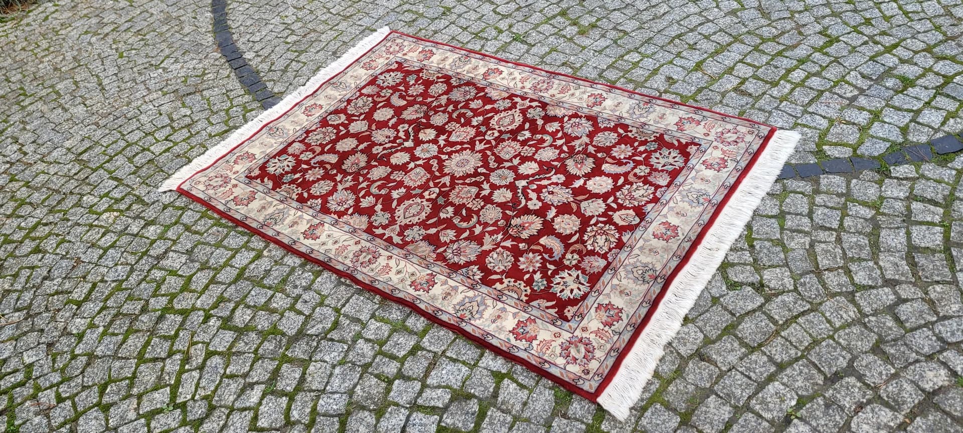 Dywan Isfahan 210x125 cm, czerwony, wełna Kork i jedwab, Indie - 88254