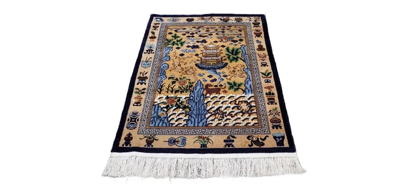 Dywan orientalny postaciowy 125x235 cm, jedwab beżowy, Chiny, początek XX w.