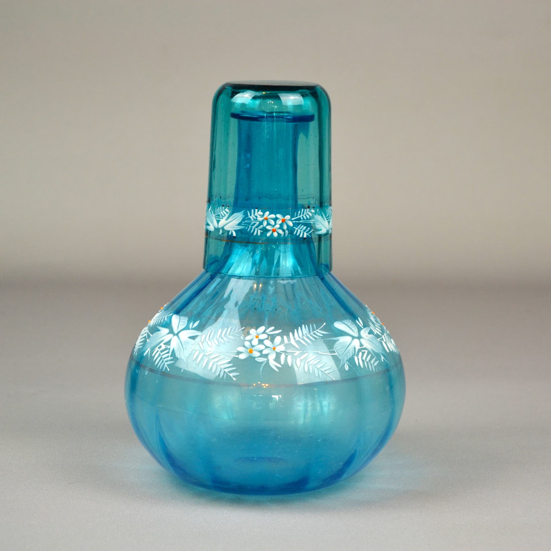 Karafka ze szklanką Mary Gregory, turkusowe szkło, Czechy, XIX w. - 636