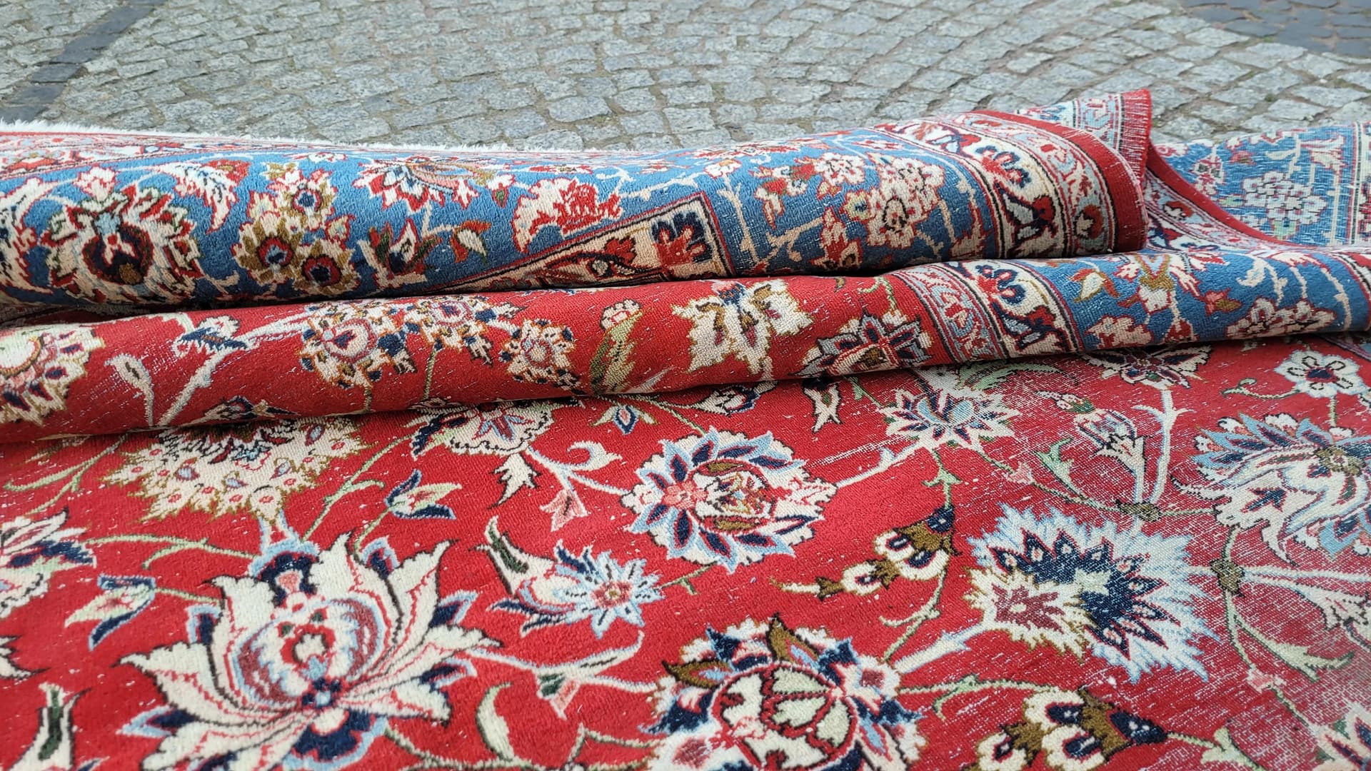 Dywan Isfahan 260x360 cm, czerwony, wełna, Iran, pocz. XX w. - 87954