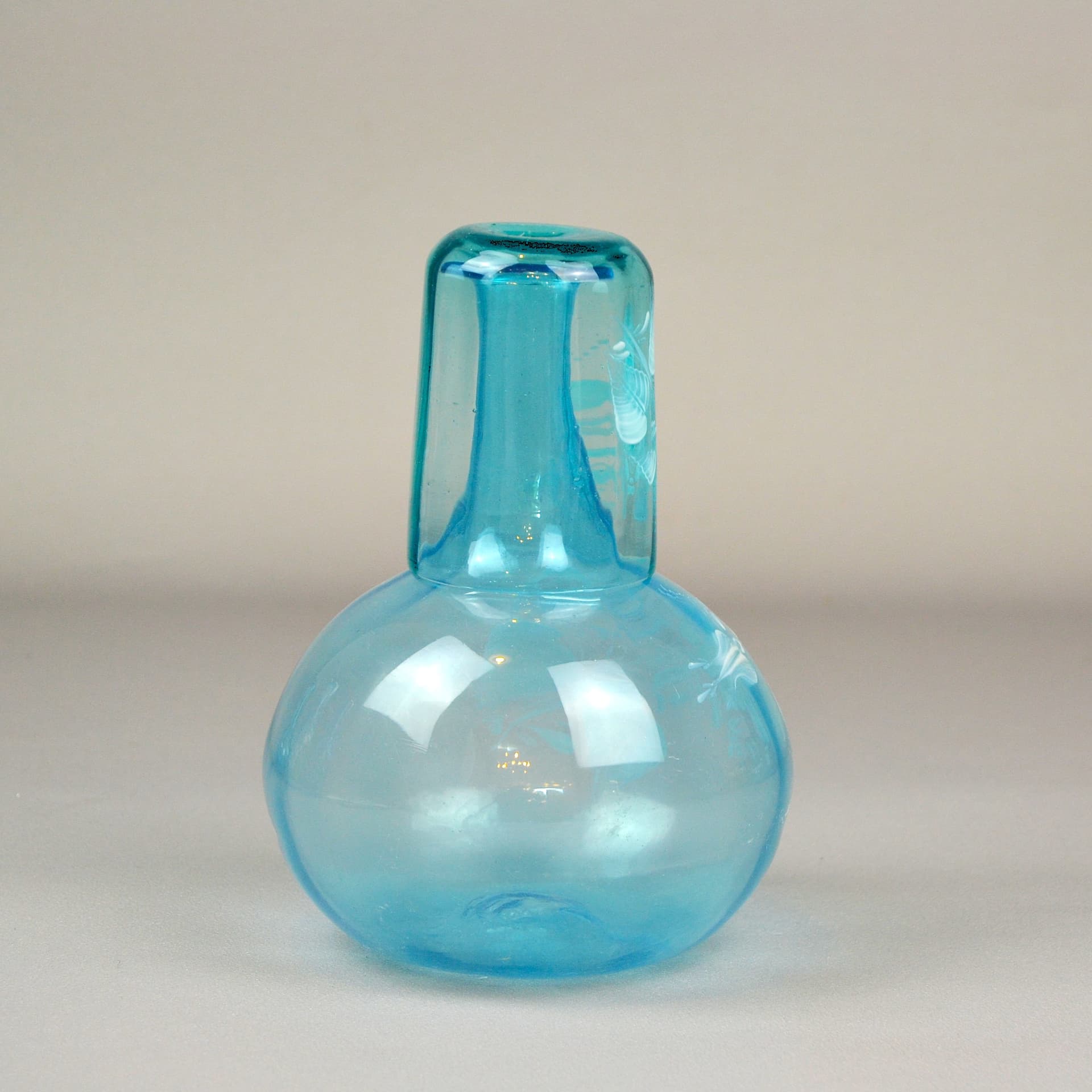 Zestaw karafka i szklanka Mary Gregory, turkus szkło, Czechy, XIX w. - 644