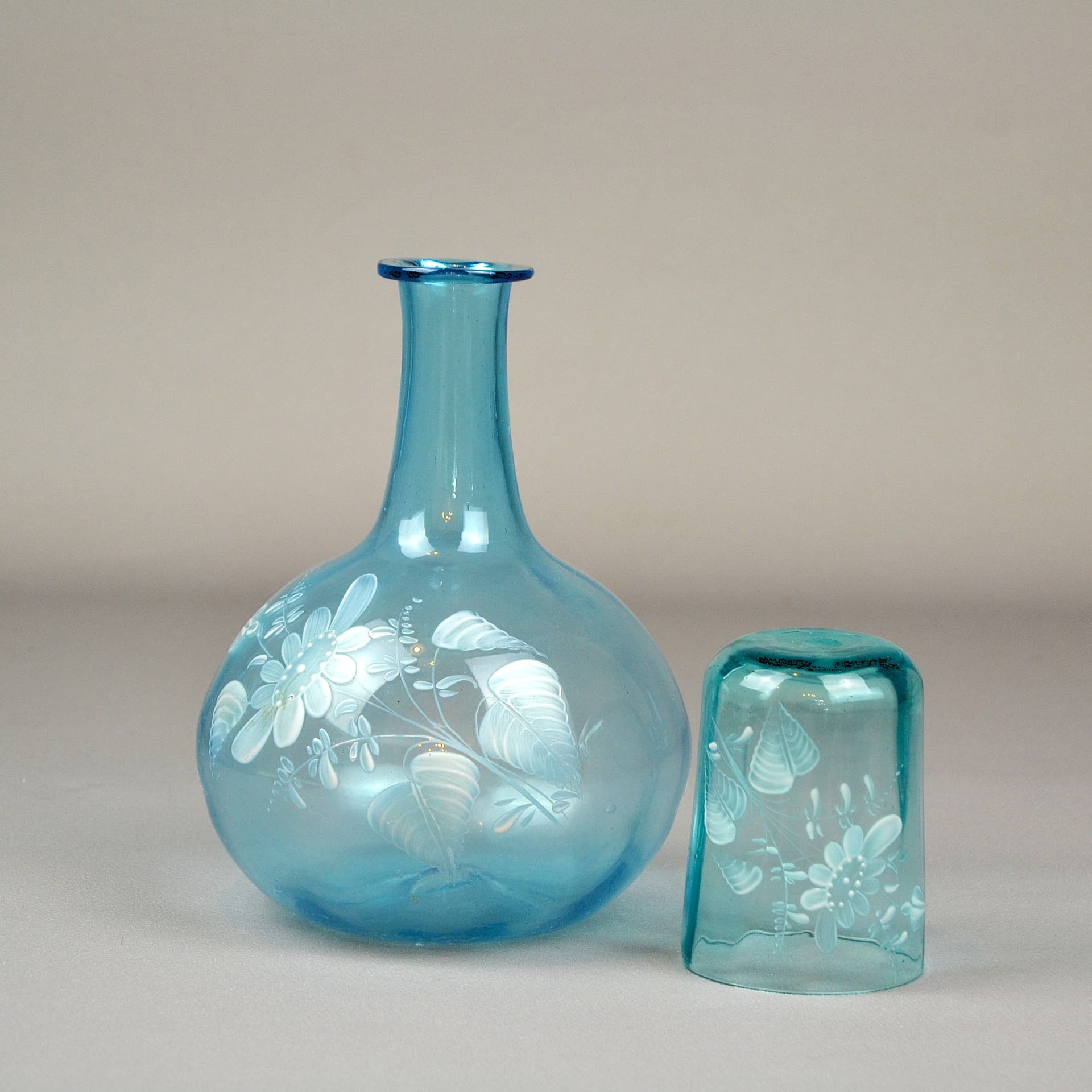 Zestaw karafka i szklanka Mary Gregory, turkus szkło, Czechy, XIX w. - 647