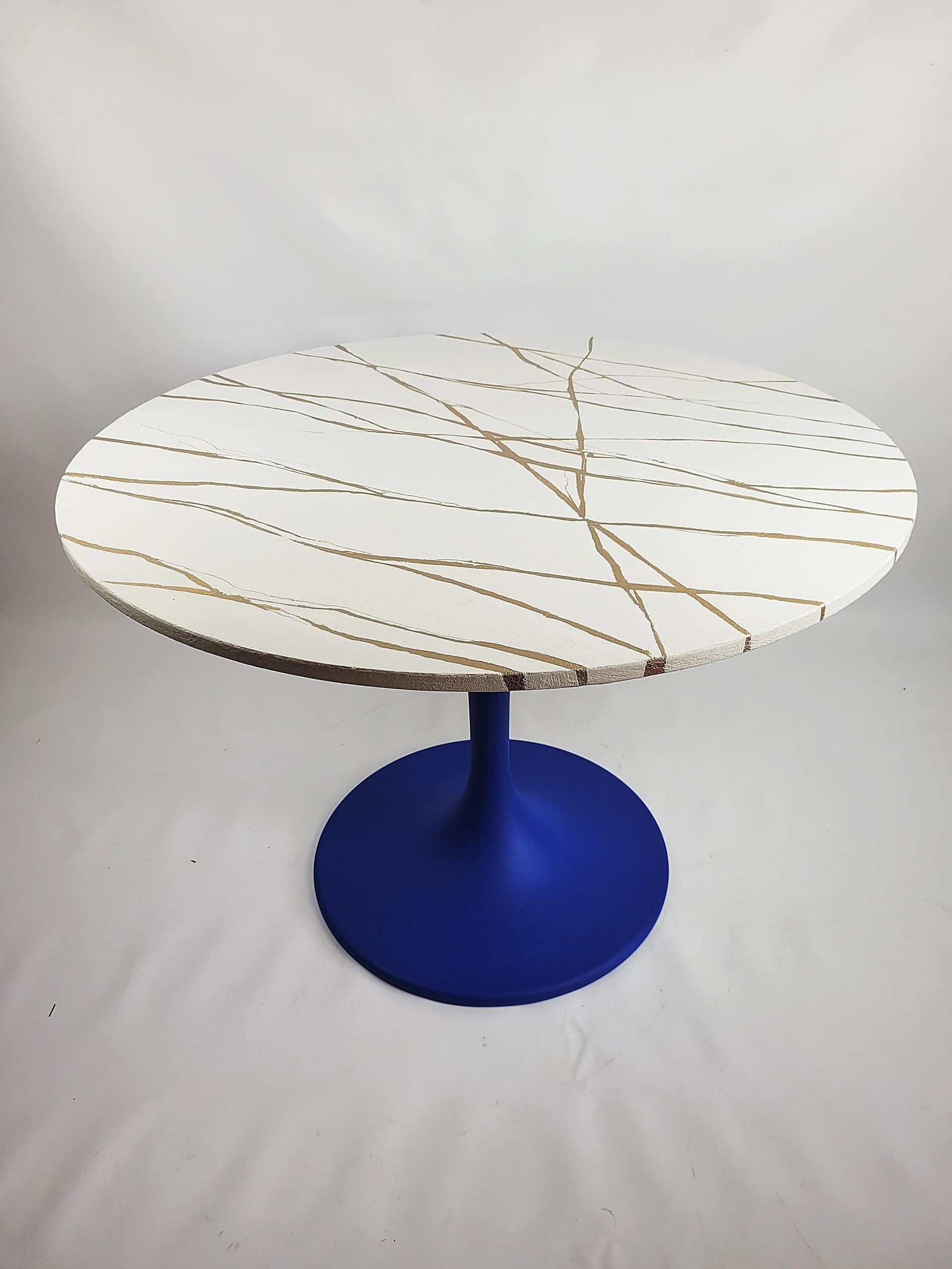 Stół Tulip, marmurino beżowy złoty, metal ciemnoniebieski, Polska, lata 90. - 84836
