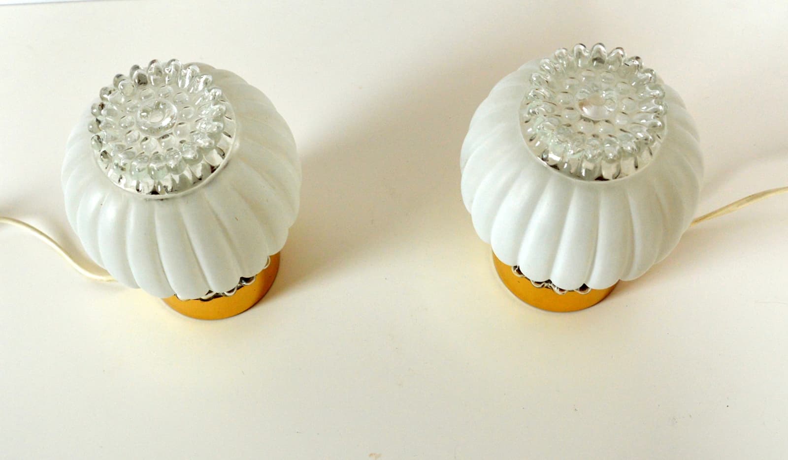 Lampka nocna Graewe, szkło białe, Niemcy, lata 60. - 84815