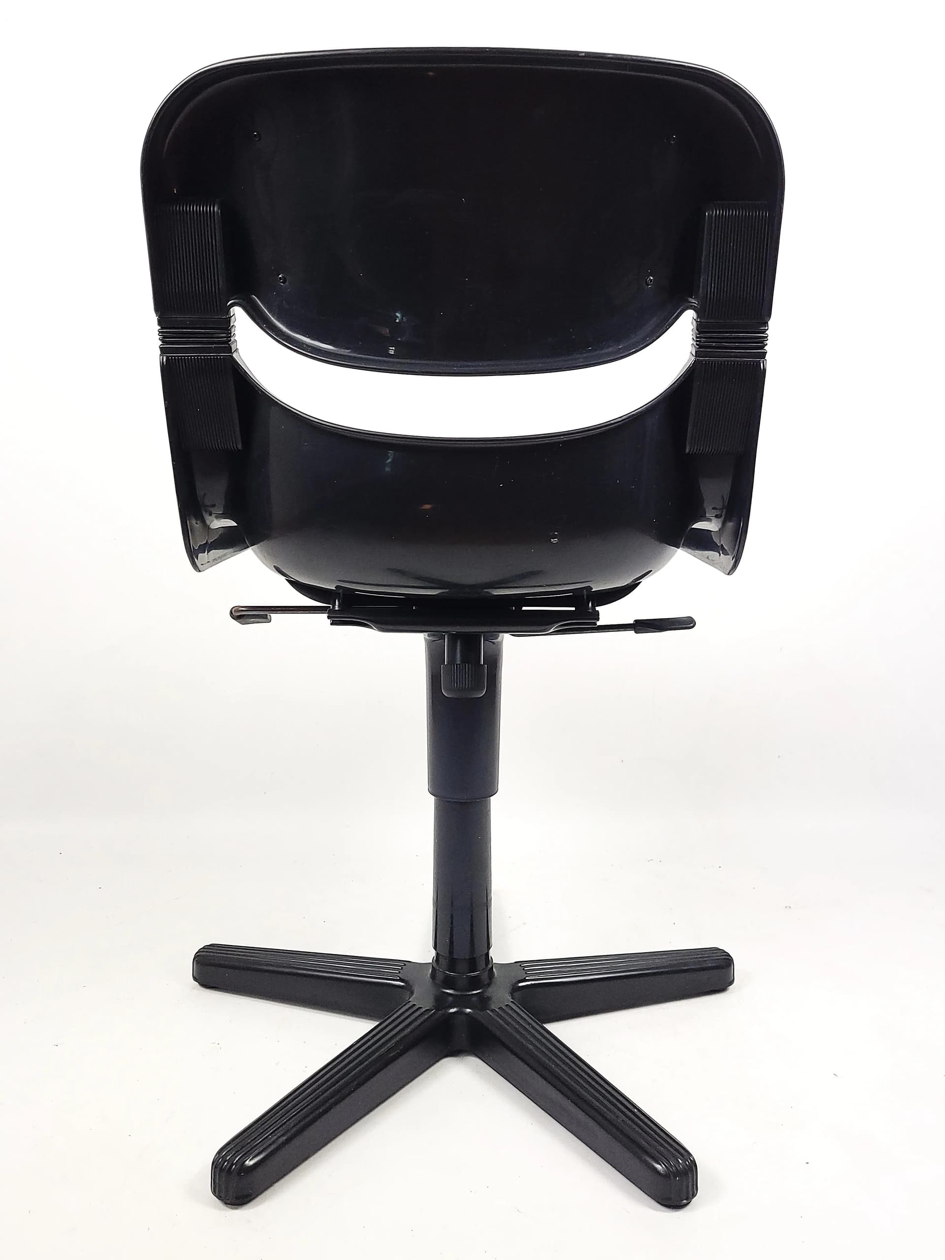 Fotel biurowy Dorsal, tkanina czarna, proj. G. Piretti, Vitra, Szwajcaria, lata 80. - 84792