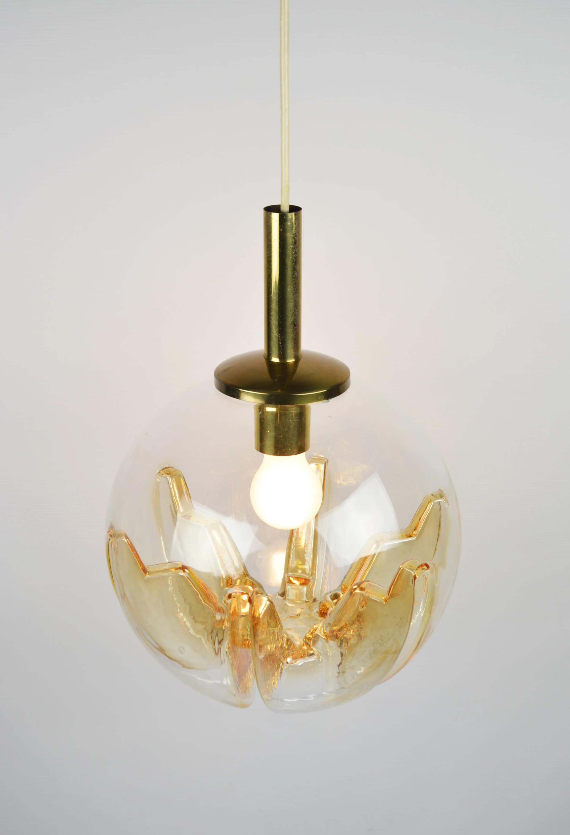 Lampa wisząca Doria, szkło transparent, metal złoty, Doria Leuchten, Niemcy, lata 70. - 84781