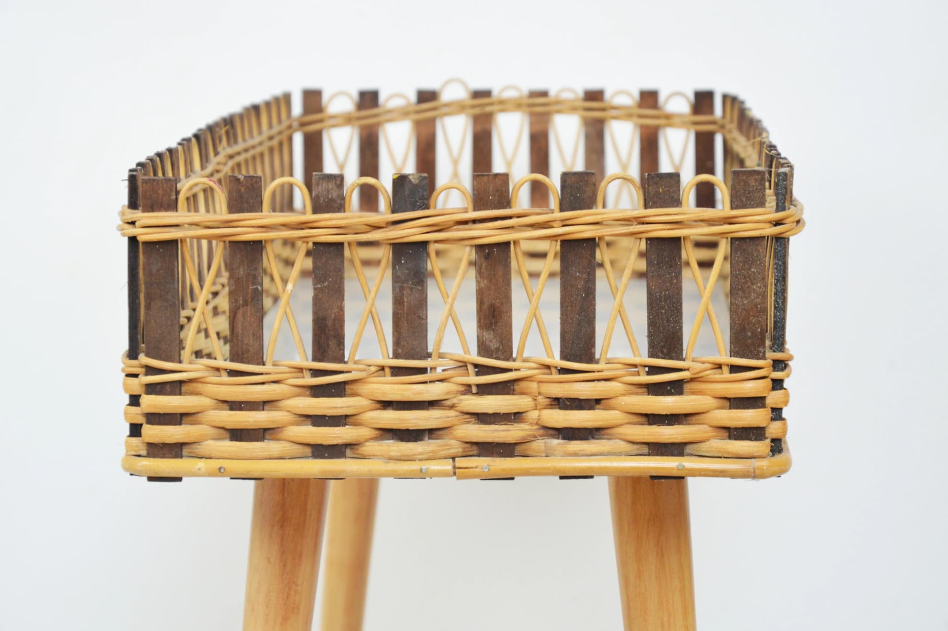 Plant stand, brown rattan, Poland, 1970s. - 84698