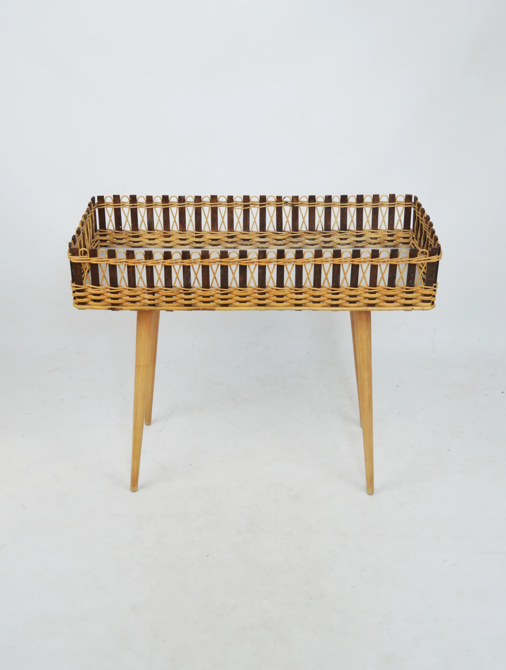 Plant stand, brown rattan, Poland, 1970s. - 84701