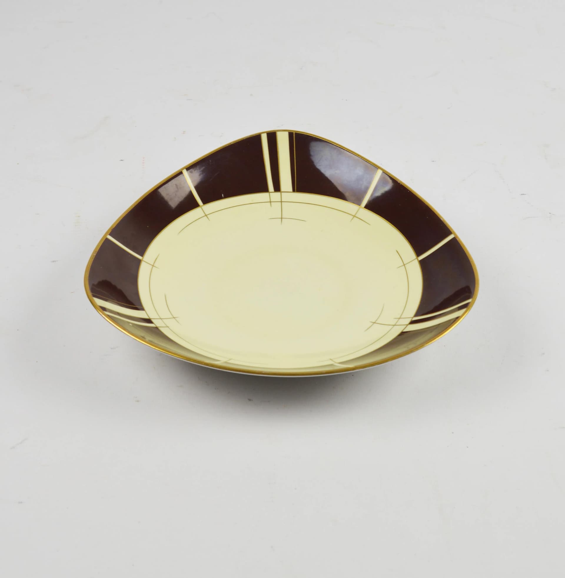 Bowl, brown porcelain, Germany, 1960s. - 84653