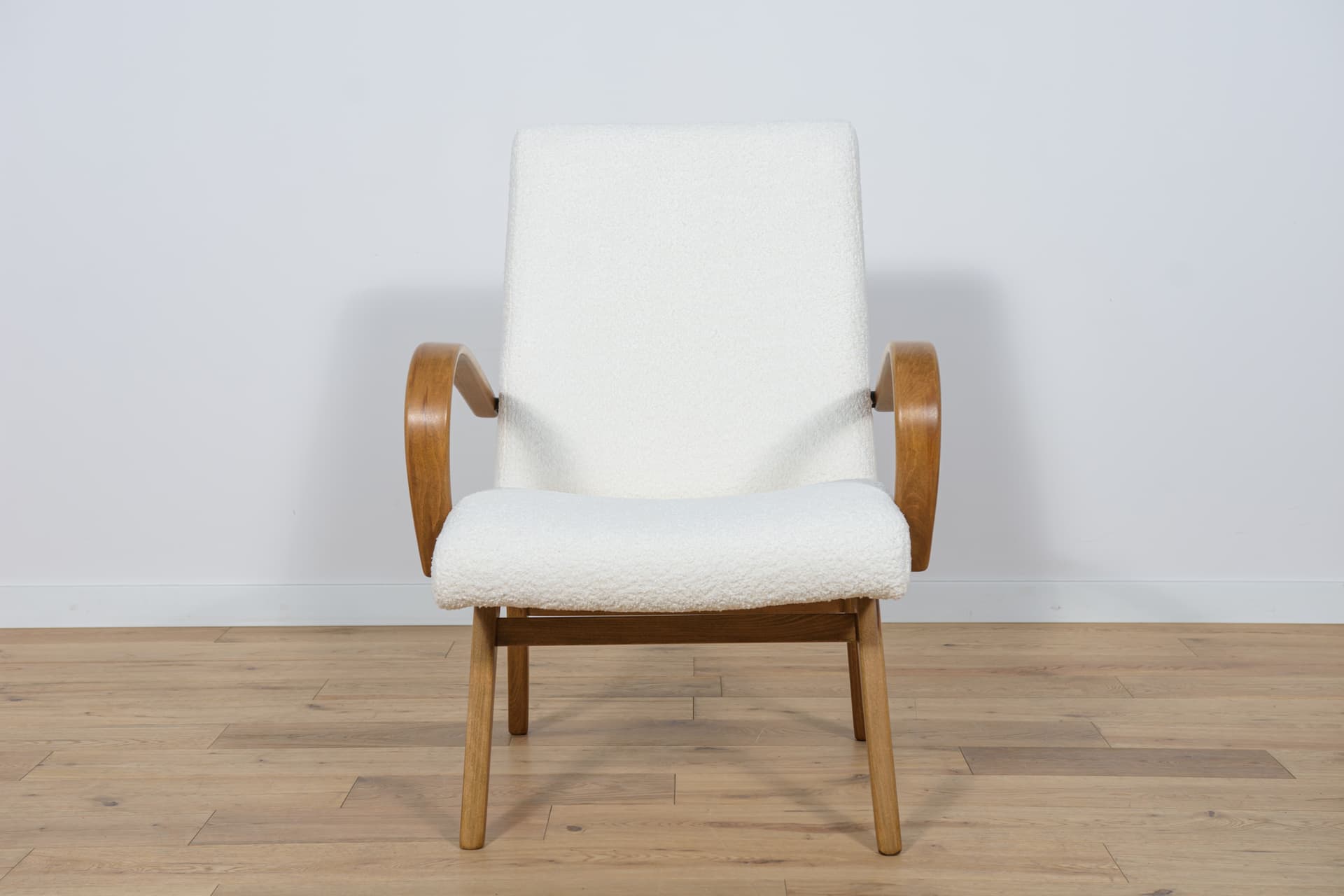 Fotel Model 53, proj. J. Smidek, Czechosłowacja, TON, lata 60. - 83435