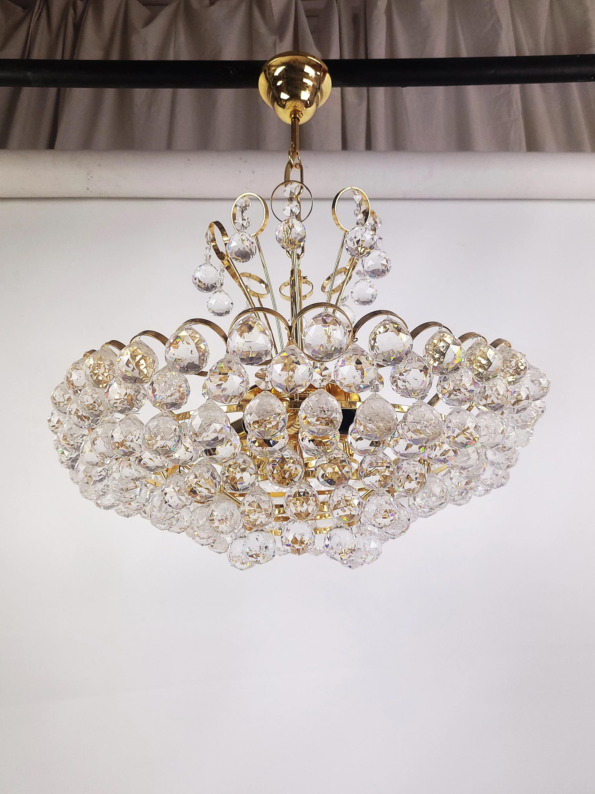 Żyrandol kryształowy, złocony mosiądz, Joski Bodemais, lata 70. - 84451