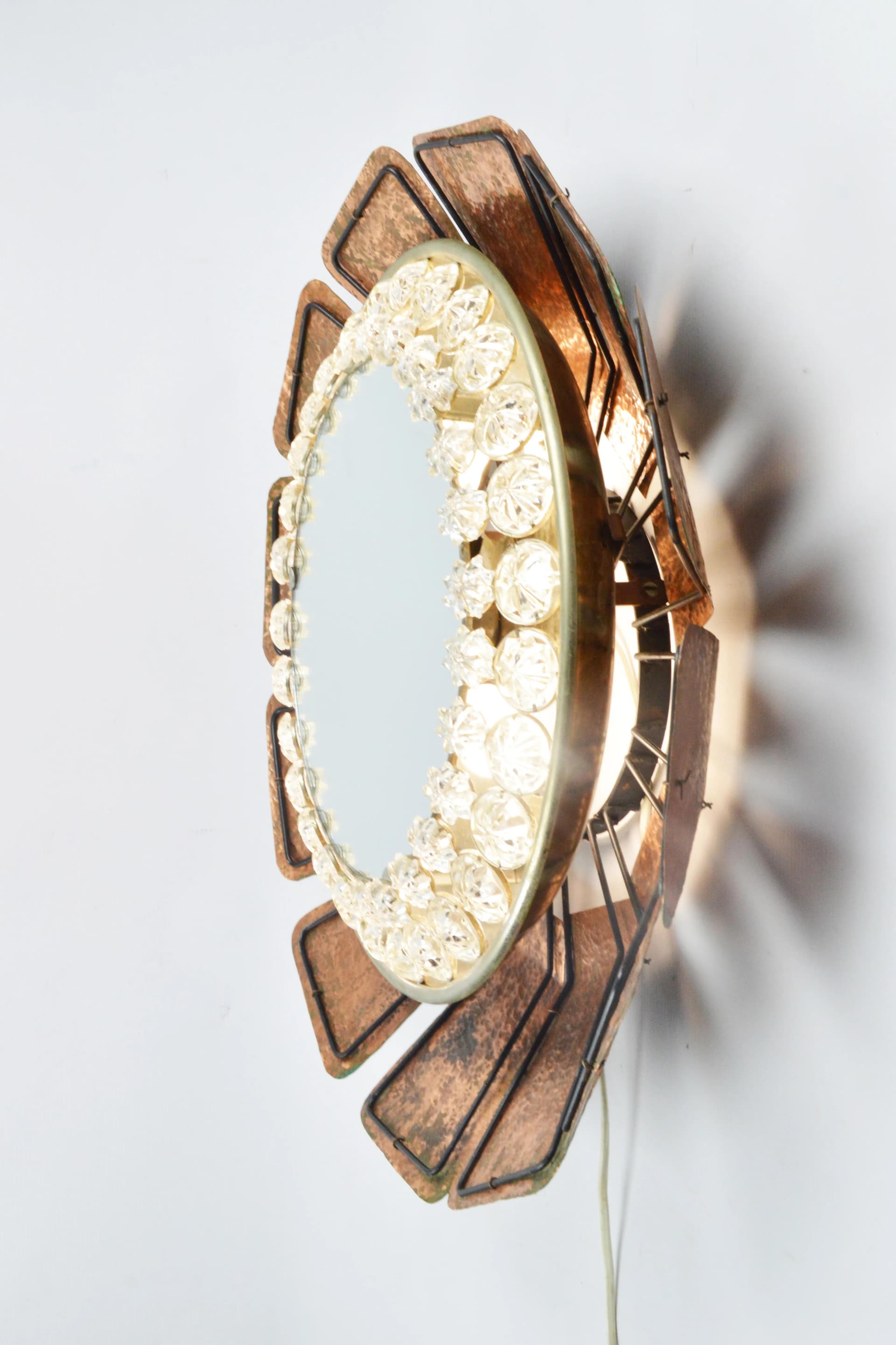 Wall mirror sunburst, clear glass, golden metal, Germany, 1970s. - 84421
