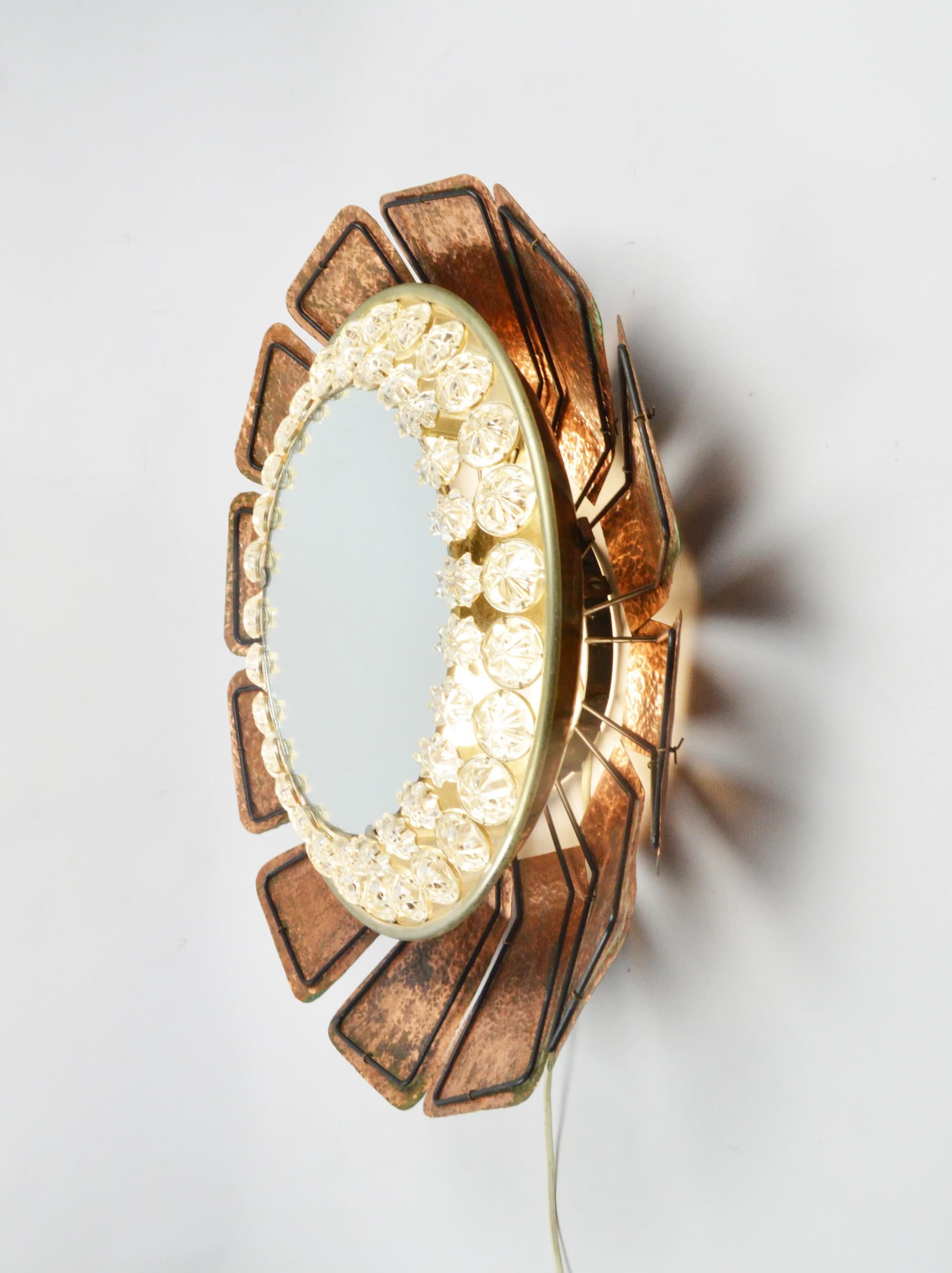 Wall mirror sunburst, clear glass, golden metal, Germany, 1970s. - 84423