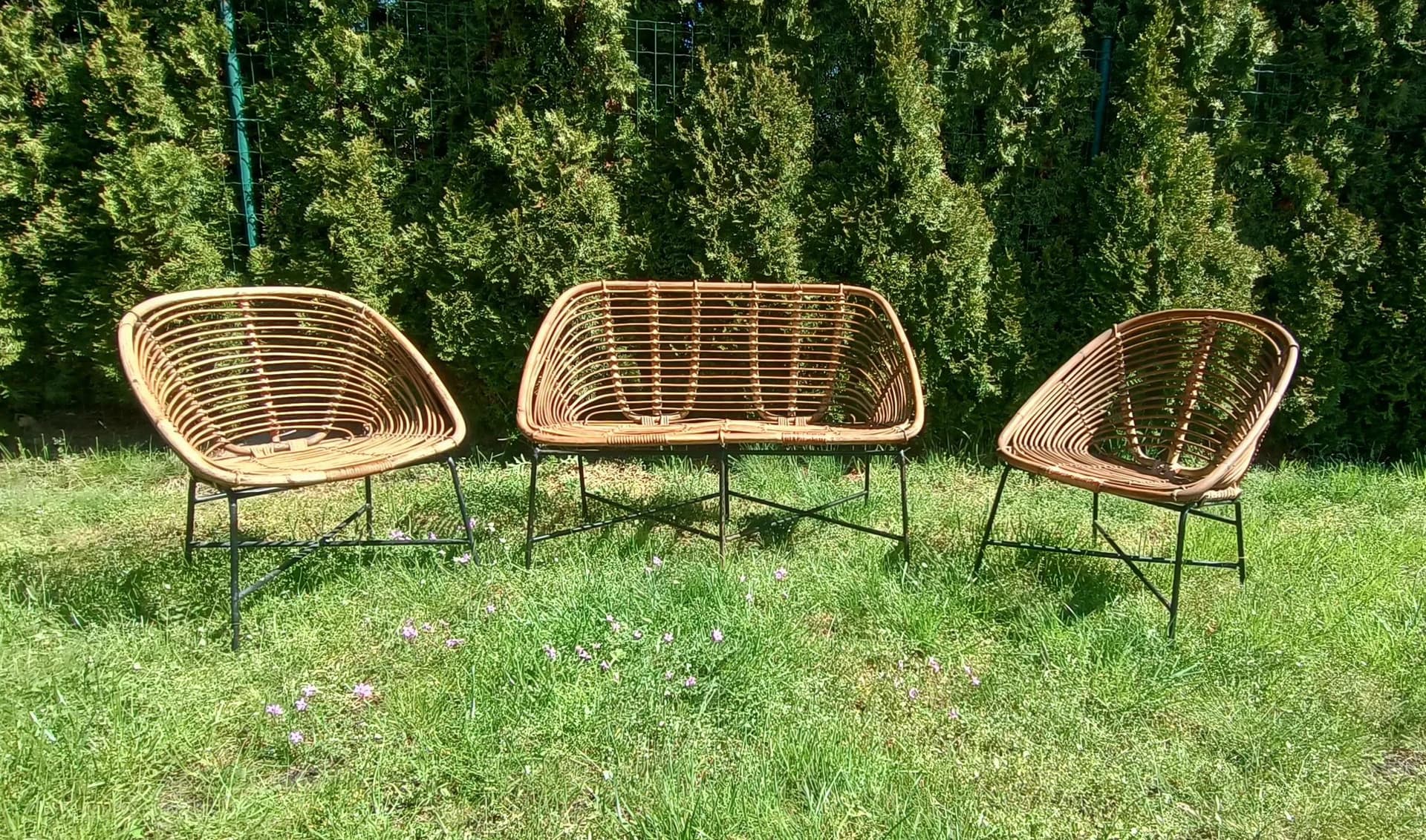 Komplet mebli wypoczynkowych, bambus brązowy jasny, metal czarny, Polska, lata 70. - 84323