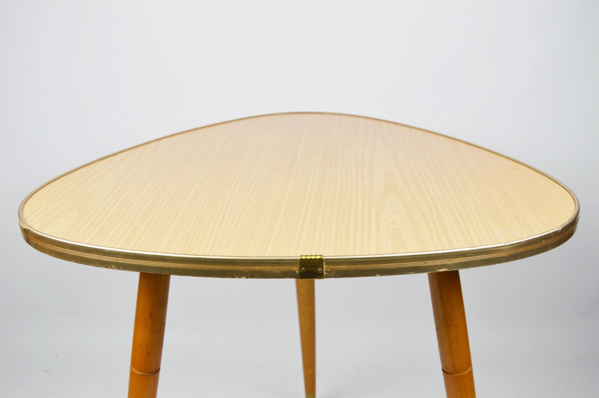 Stolik pomocniczy, beżowy, drewno, Polska, lata 70. - 84017