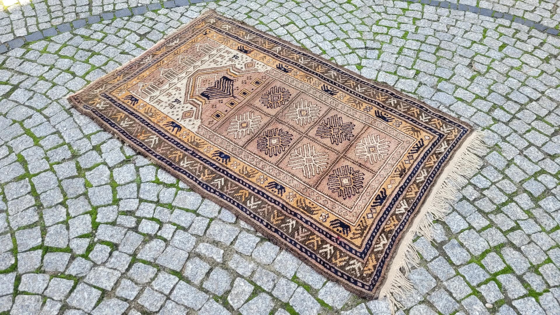 Dywan Beluch, 88x142 cm, beżowy, wełna, Afganistan, pocz. XX w. - 87331