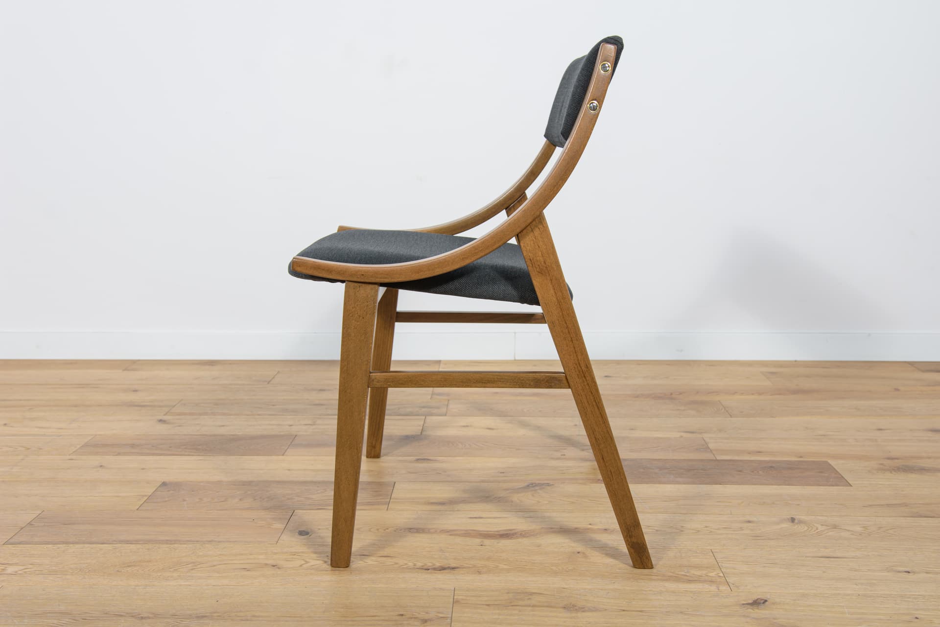 Komplet dziesięciu krzeseł Skoczek, proj. J. Kędziorek, Zamojska Fabryka Mebli, Polska, lata 70. - 89296