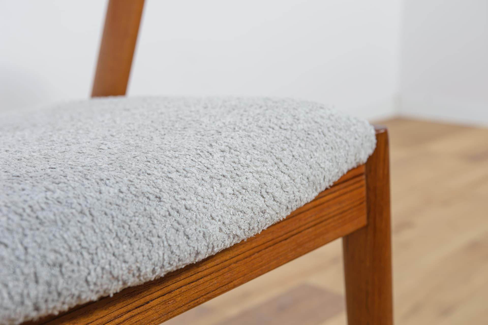 Komplet czterech krzeseł Model 42, proj. K. Kristiansen, Schou Andersen, Dania, lata 60. - 89361