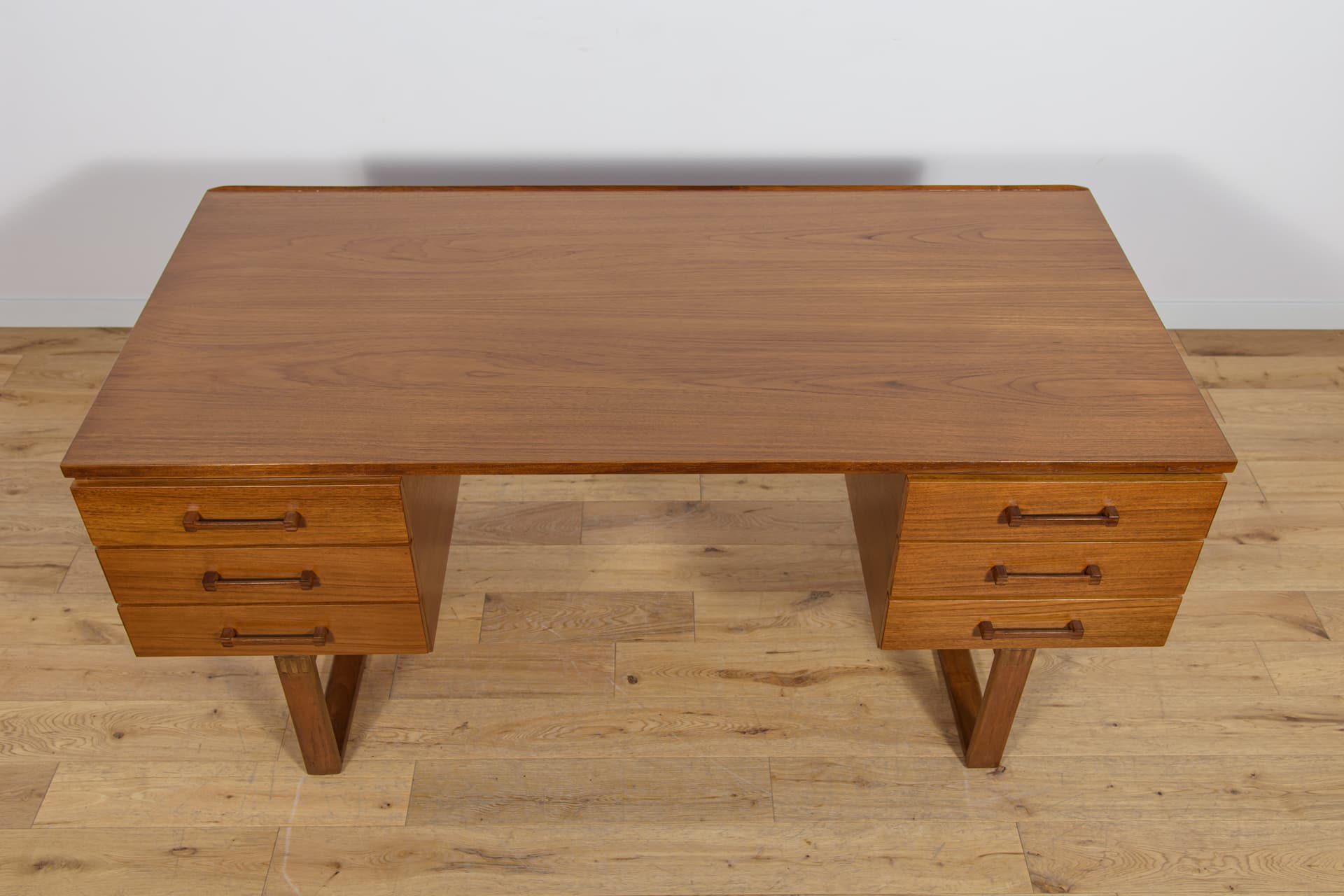 Wolnostojące biurko, proj. Torben Valeur & Henning Jensen, Dyrlund, Dania, lata 60 - 89413