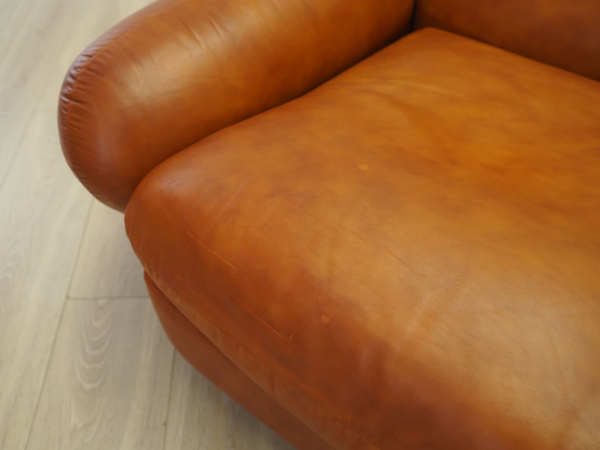 Sofa, pomarańczowy, skóra naturalna, Włochy, lata 70. - 90270