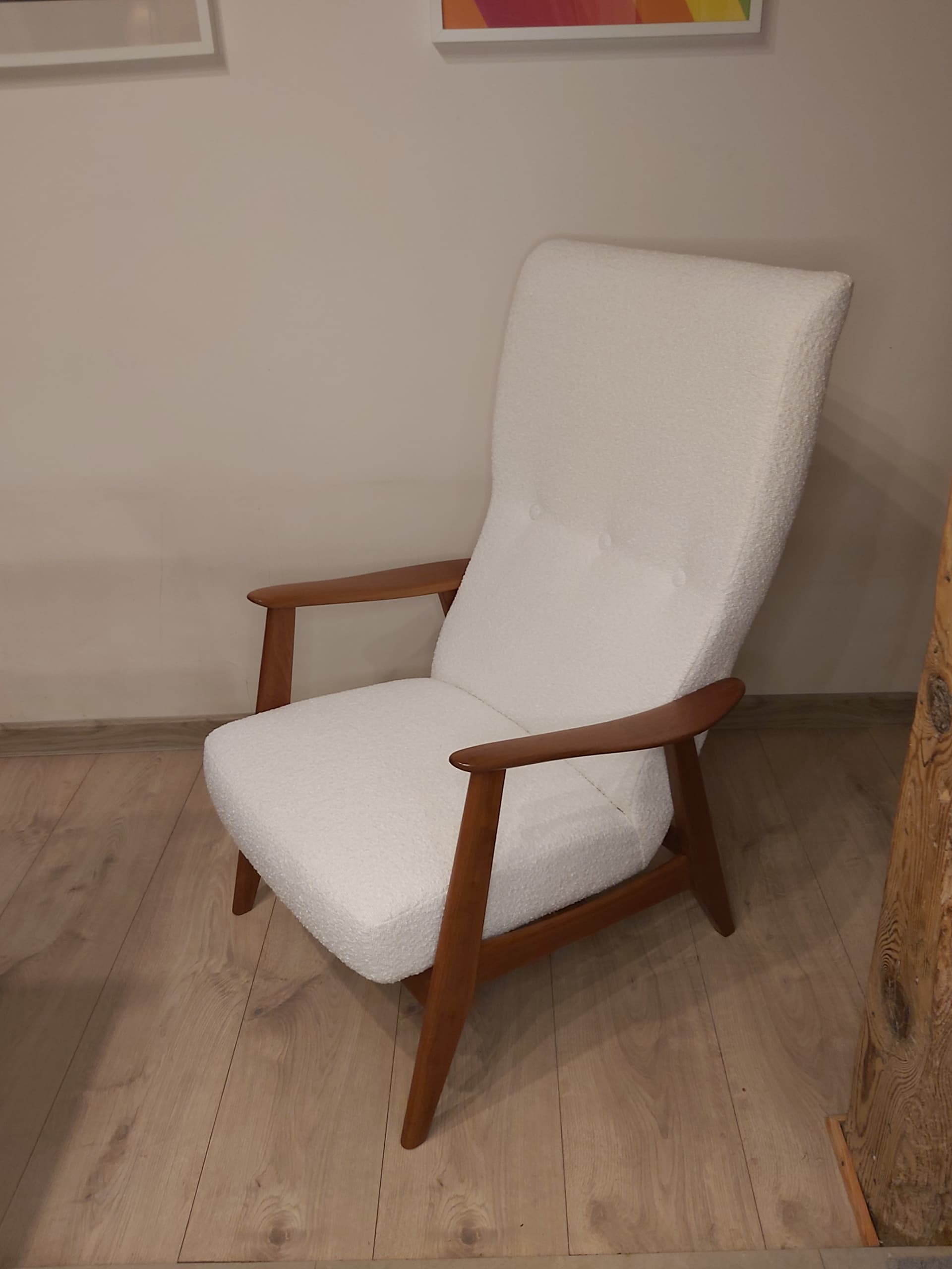 Fotel wypoczynkowy, bouclé ivory white, drewno teak, Niemcy, lata 70. - 90324