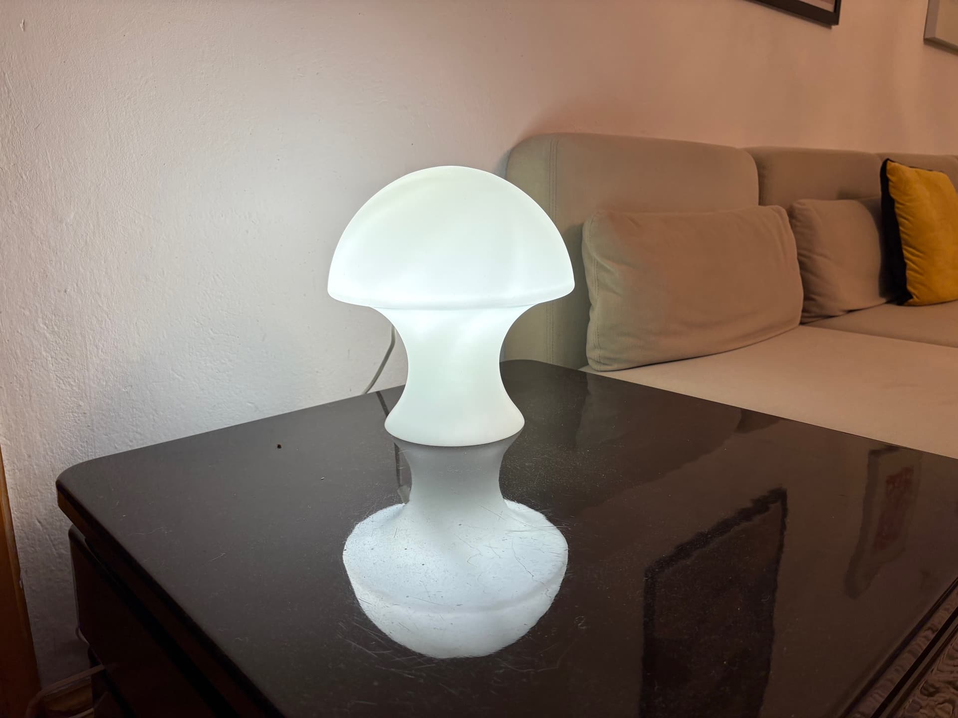 Lampa stołowa, szkło ivory white, Peill & Putzler, Niemcy, lata 60. - 90428