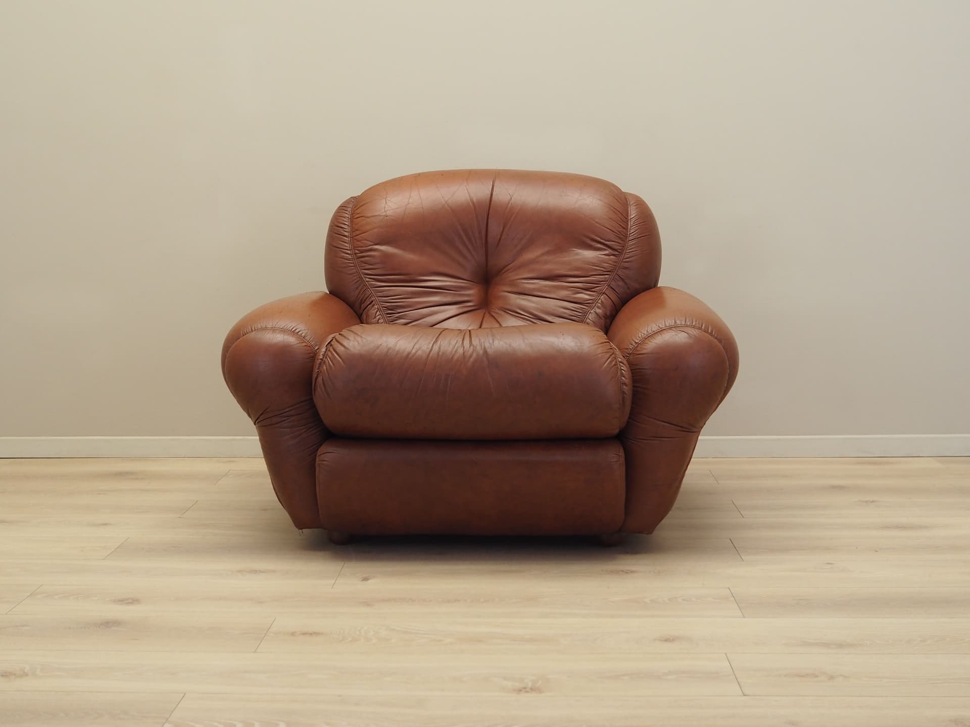 Fotel, brązowy, skóra naturalna, Włochy, lata 70. - 90744