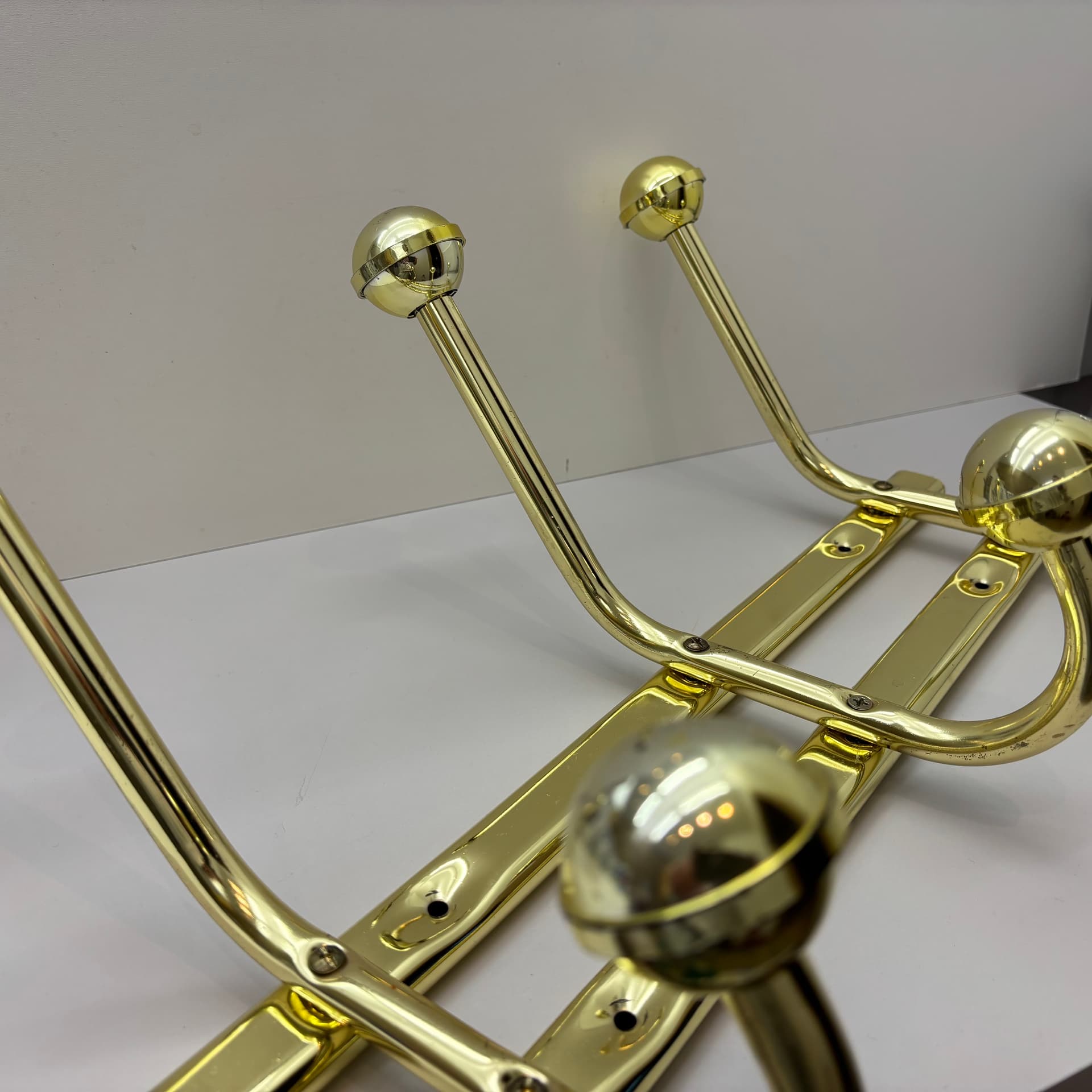 Wieszak ścienny, złoty, stal, Niemcy, lata 70. - 91485