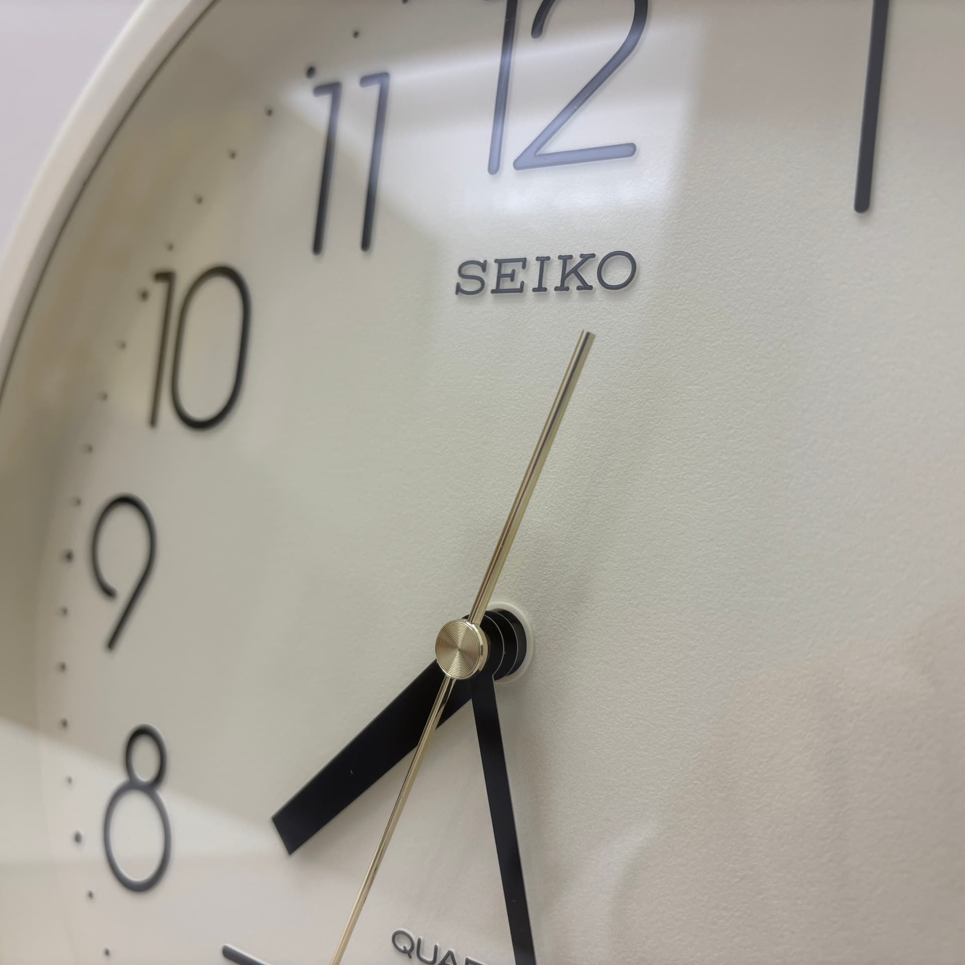 Zegar ścienny, beżowy, plastik, Japonia, lata 80. - 91502