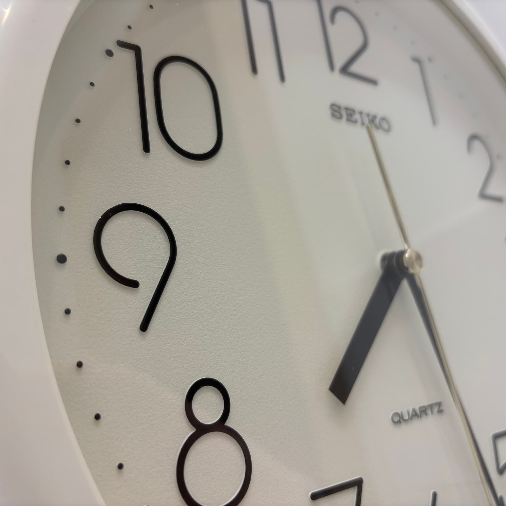 Zegar ścienny, beżowy, plastik, Japonia, lata 80. - 91503